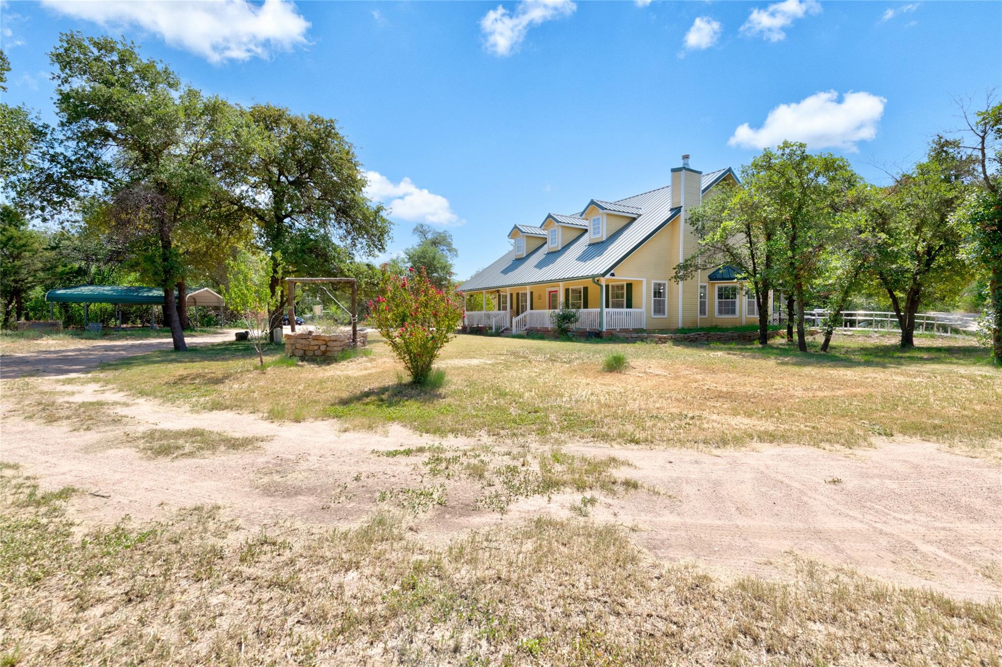 main property photo 3