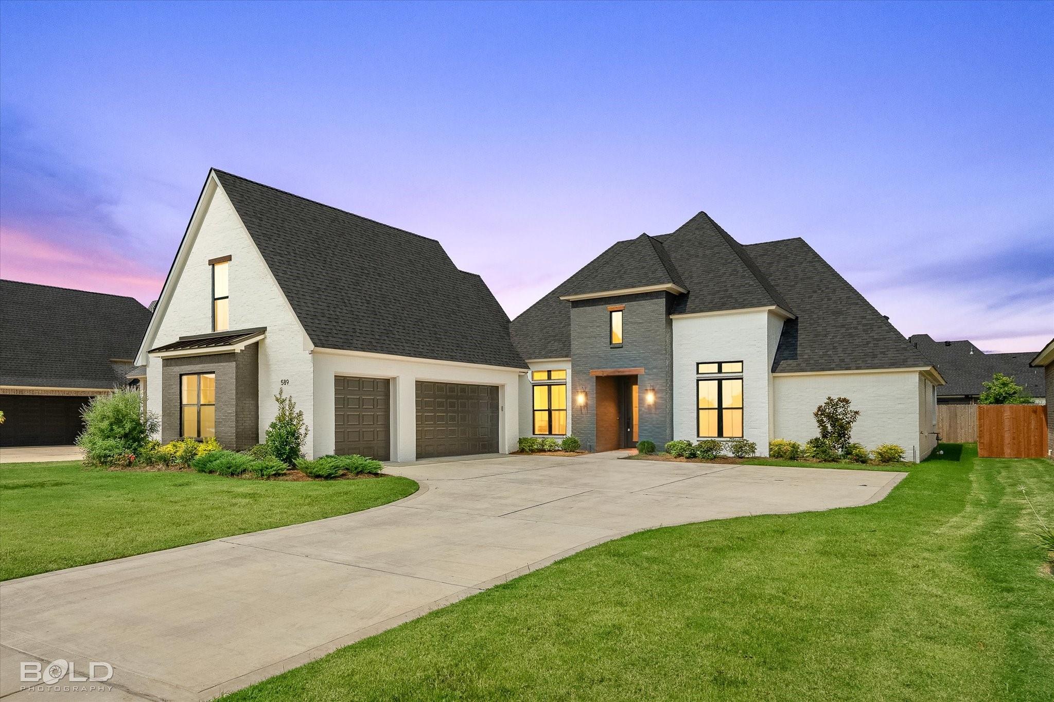 main property photo 0