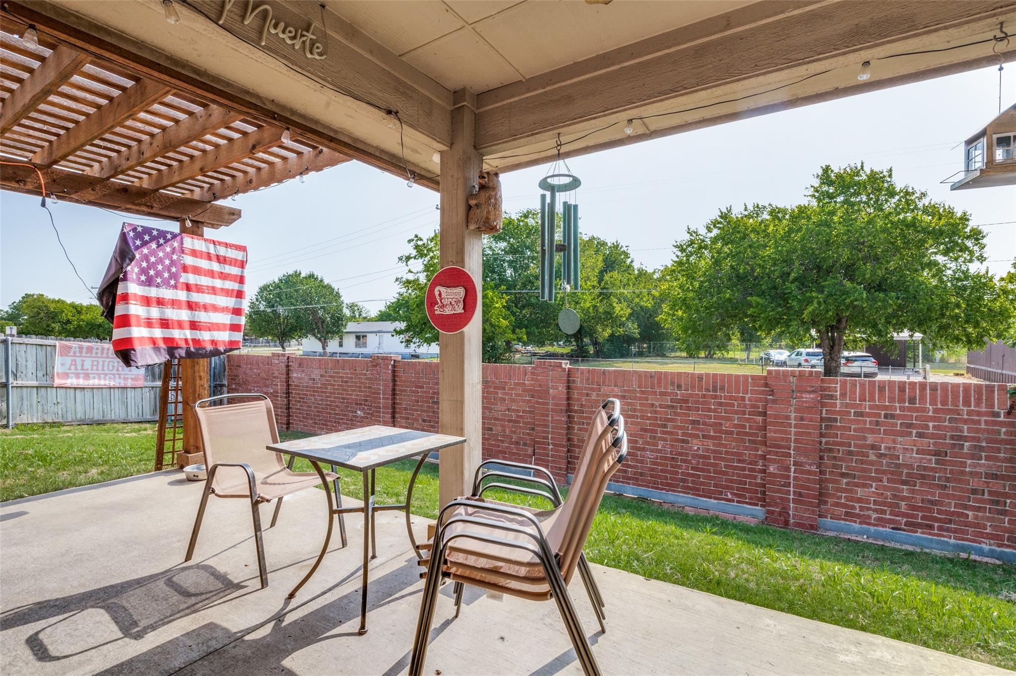 main property photo 19