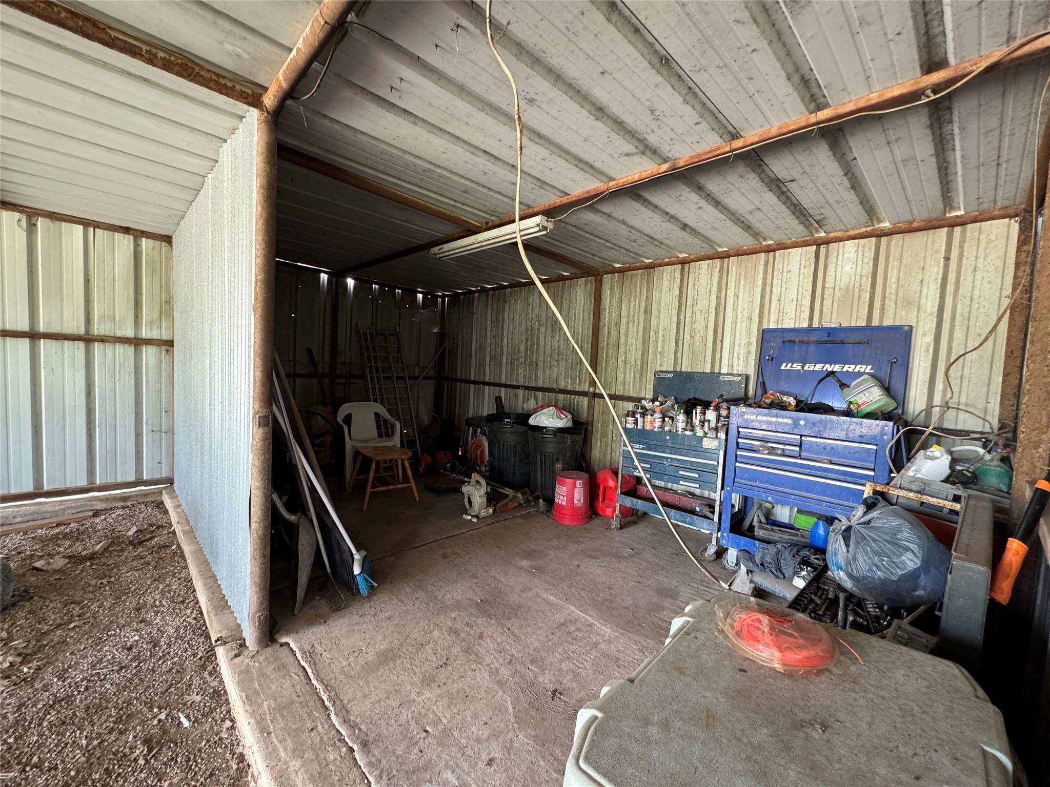 main property photo 29