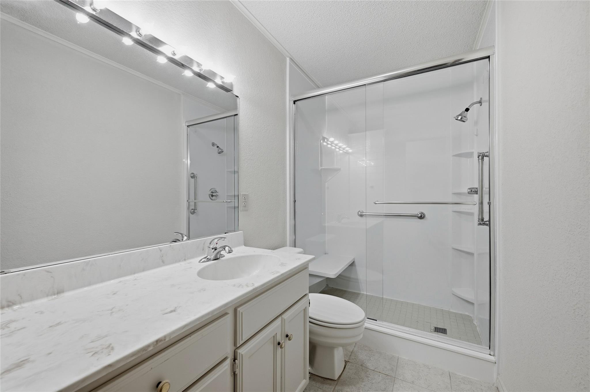 property viewer photo 15
