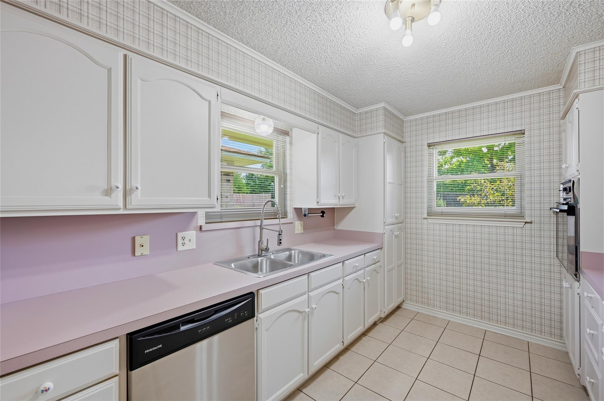 property viewer photo 8