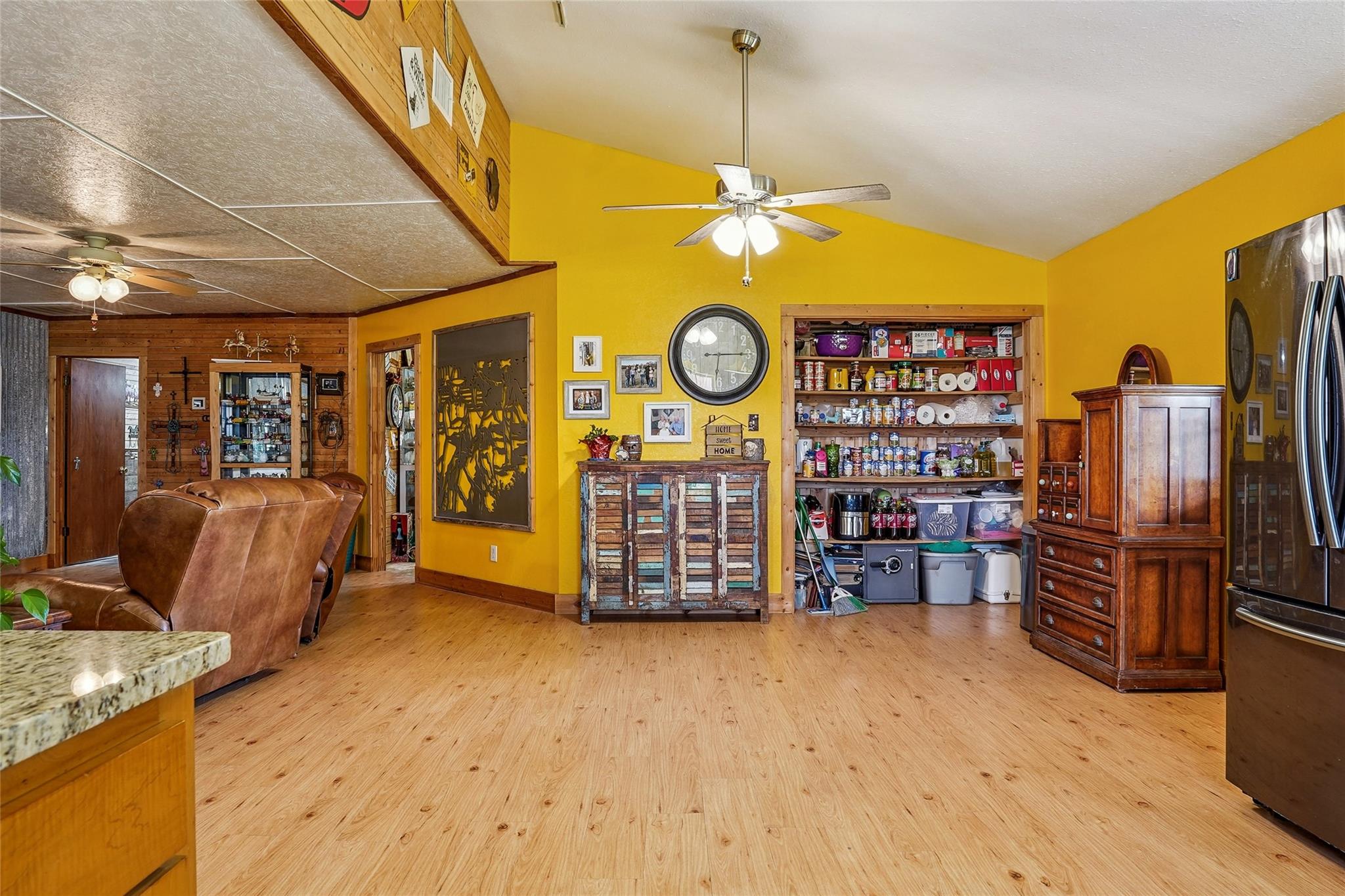 main property photo 12