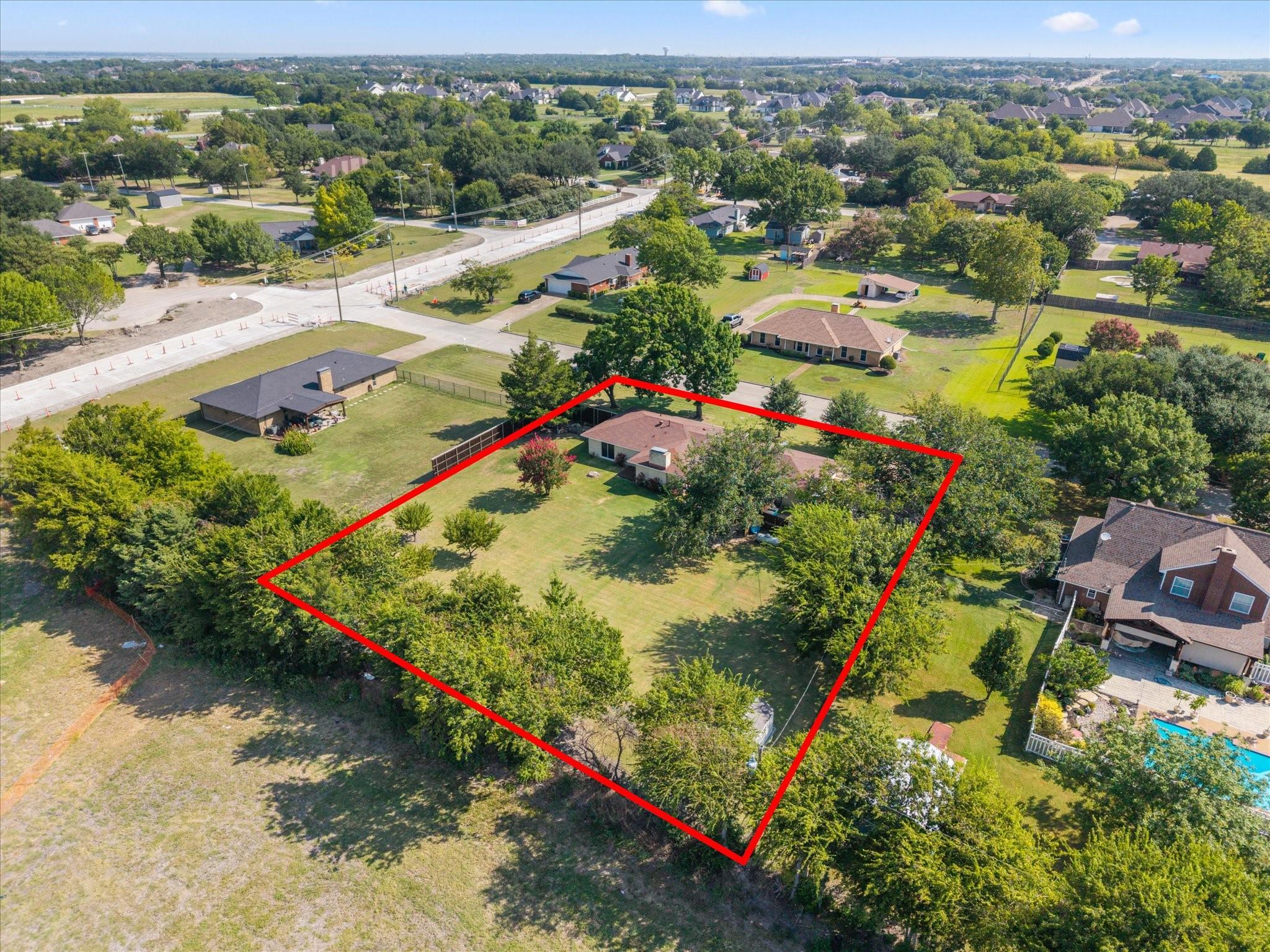 main property photo 23