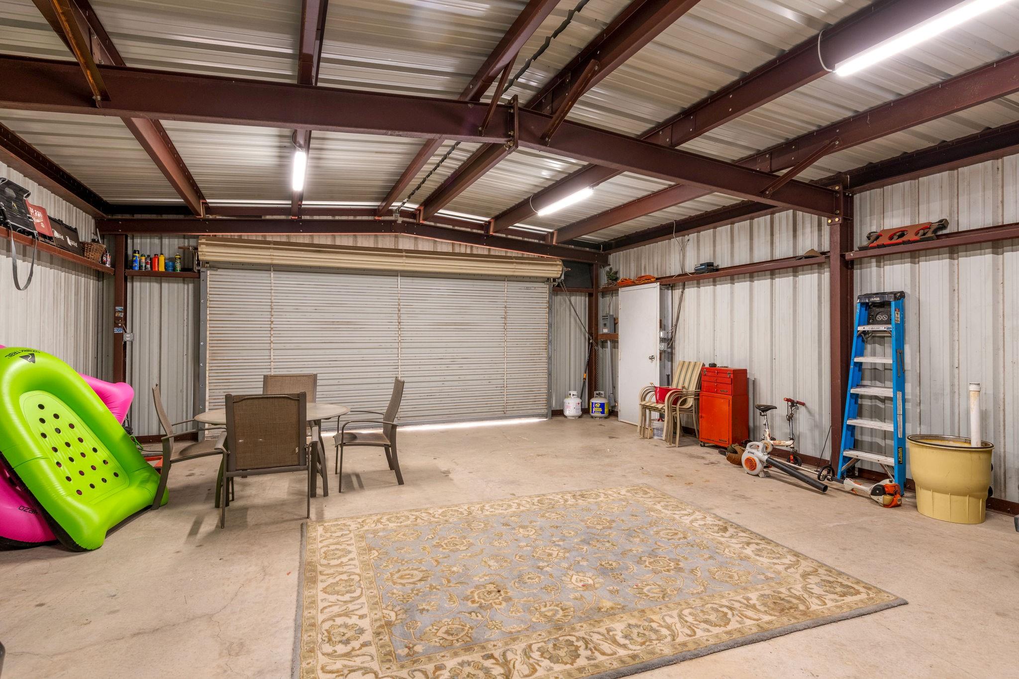 main property photo 35