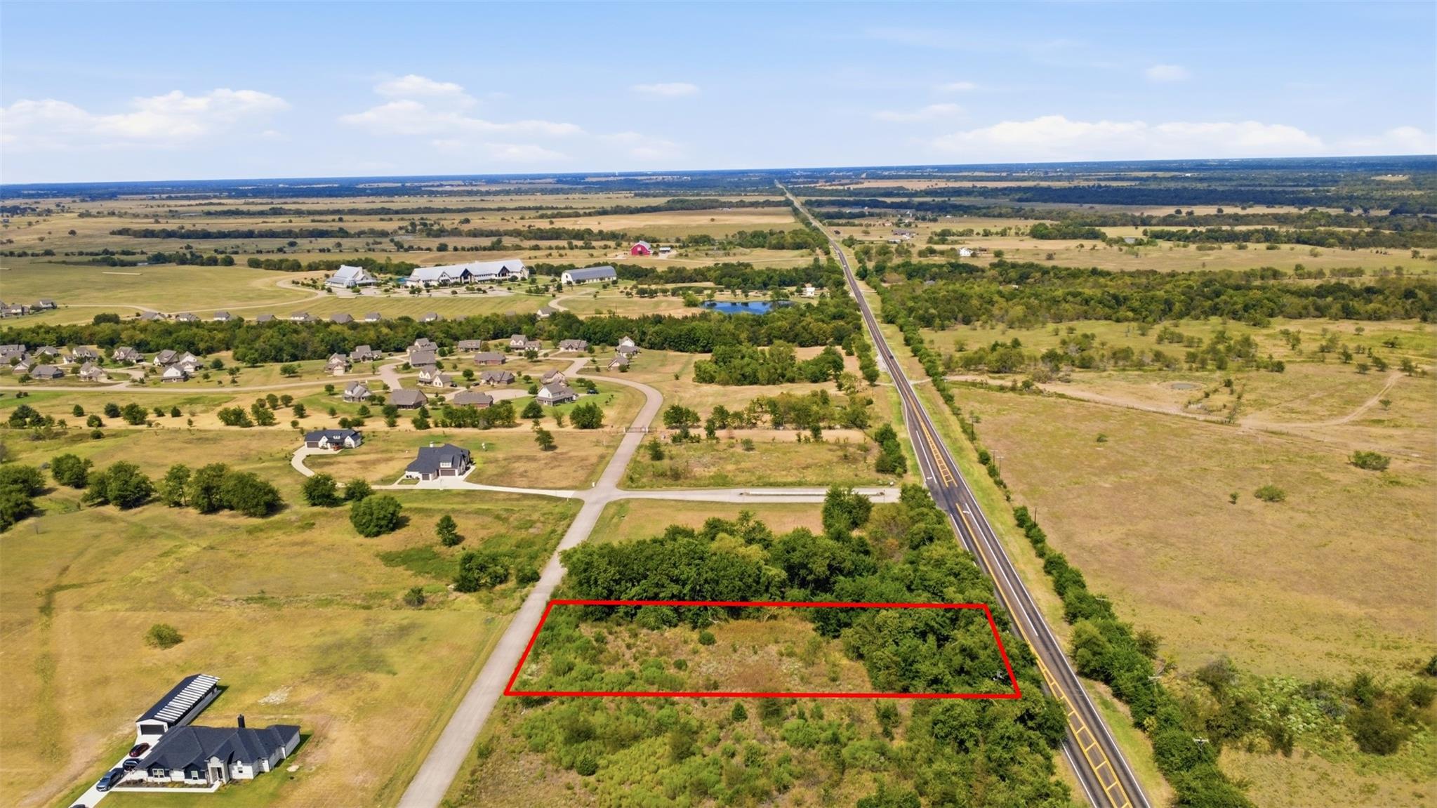 main property photo 3