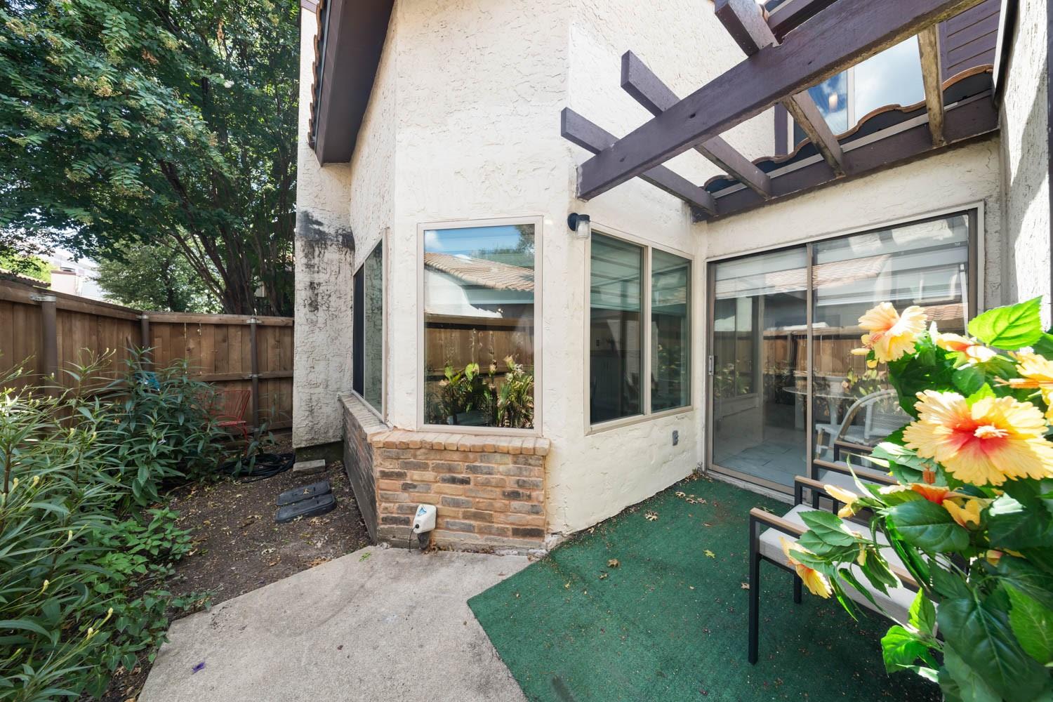 main property photo 26