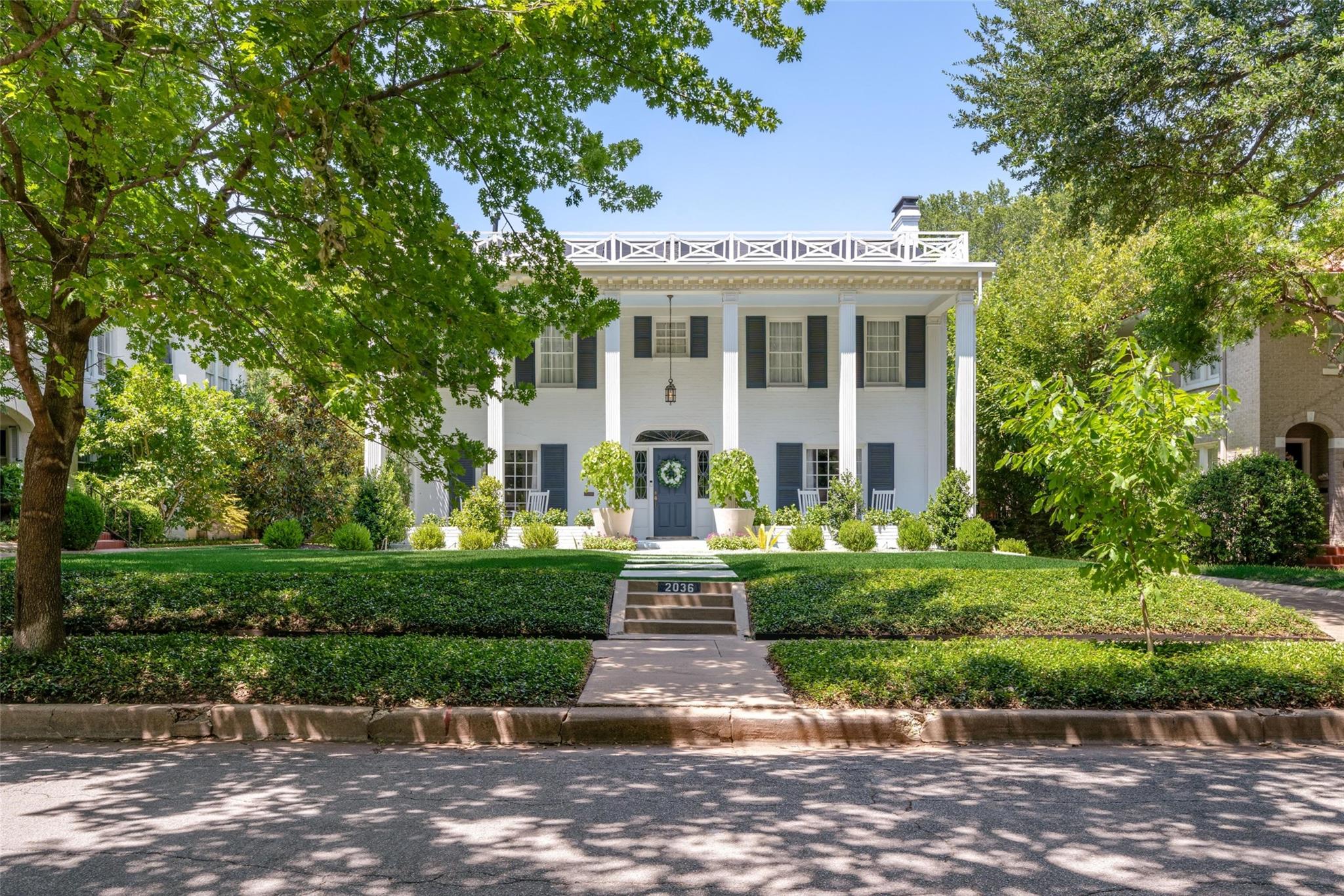 main property photo 20