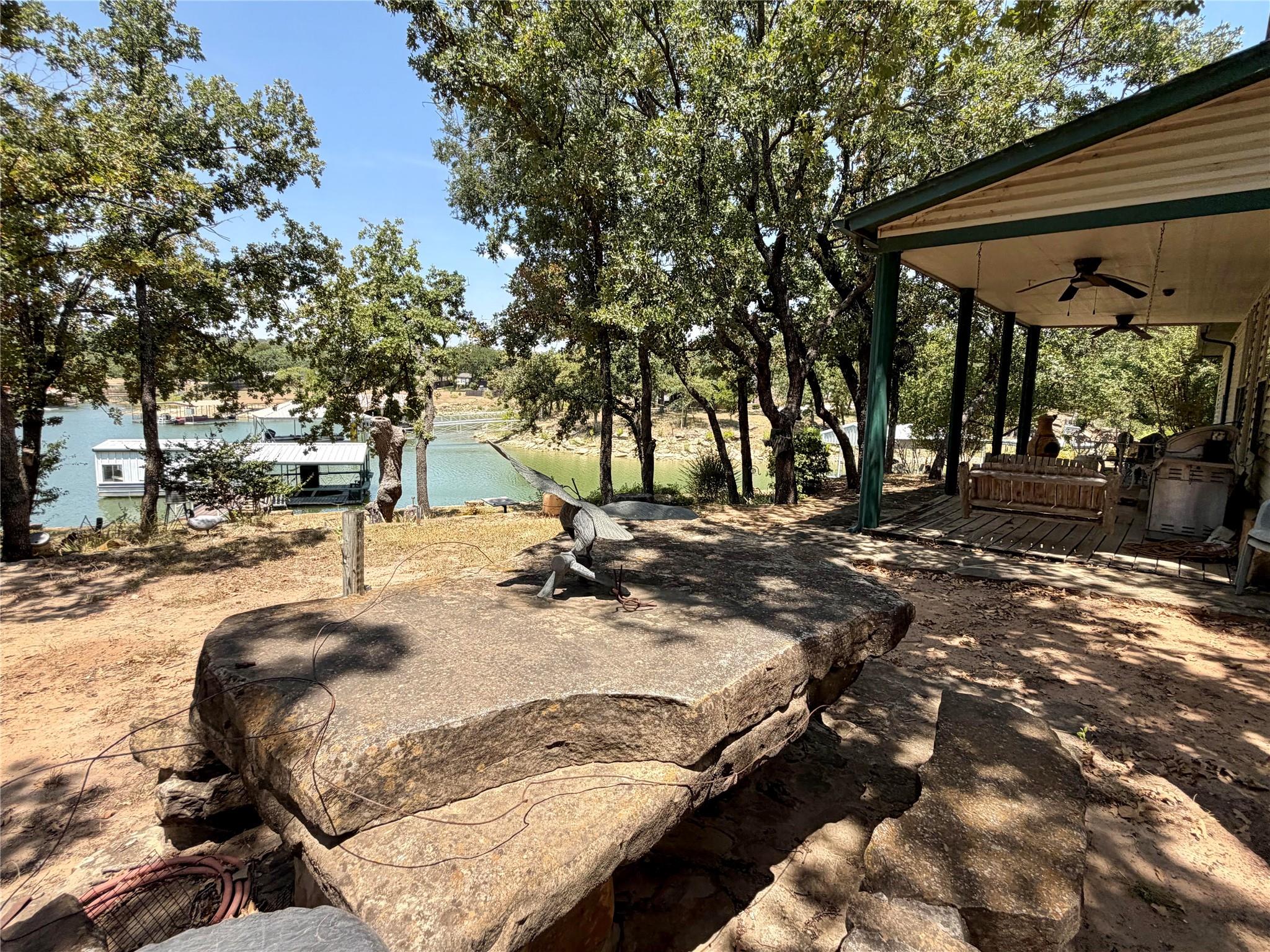 main property photo 28