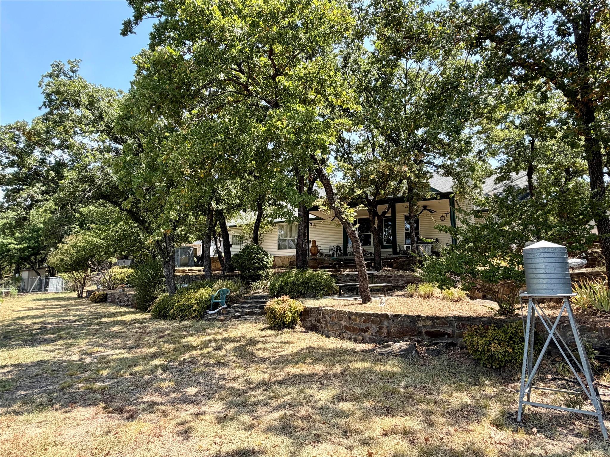 main property photo 30