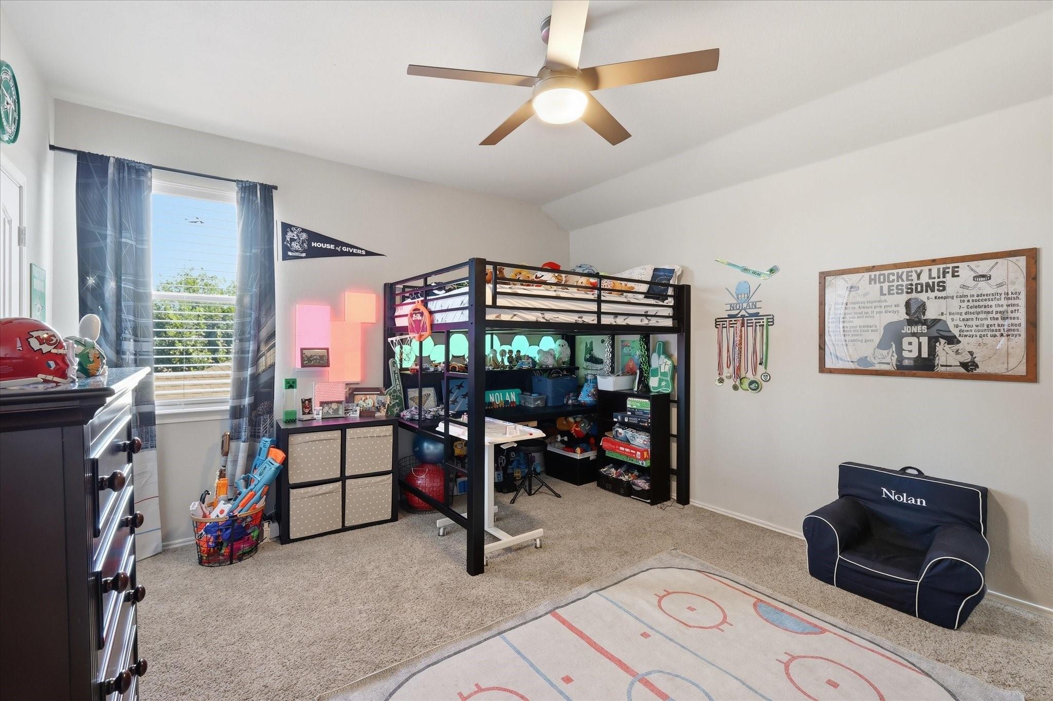 main property photo 27