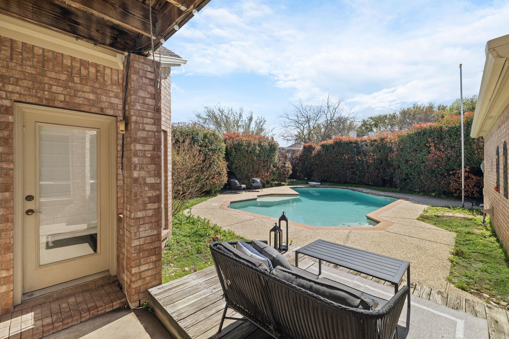 main property photo 35