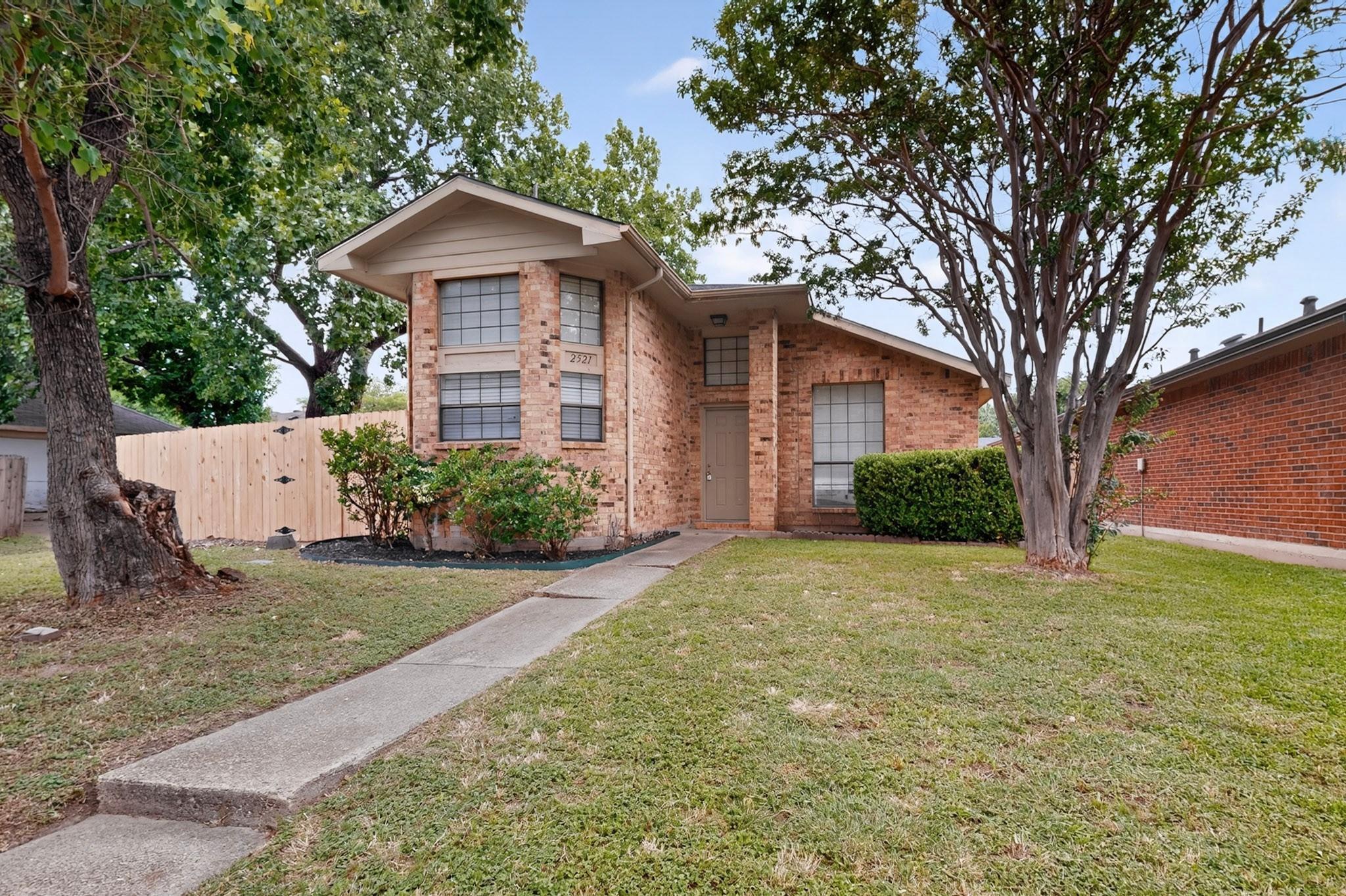 main property photo 1
