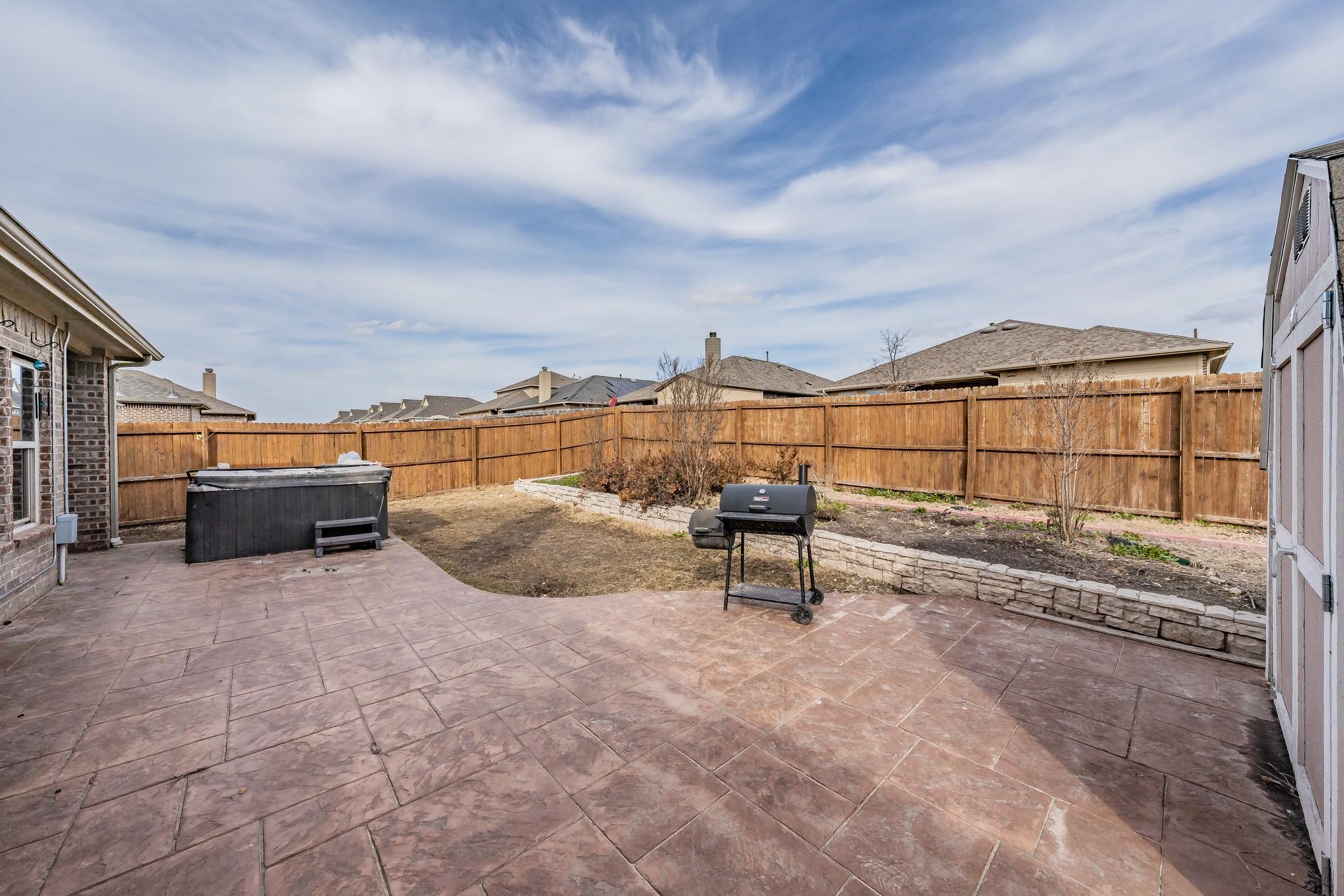 main property photo 35