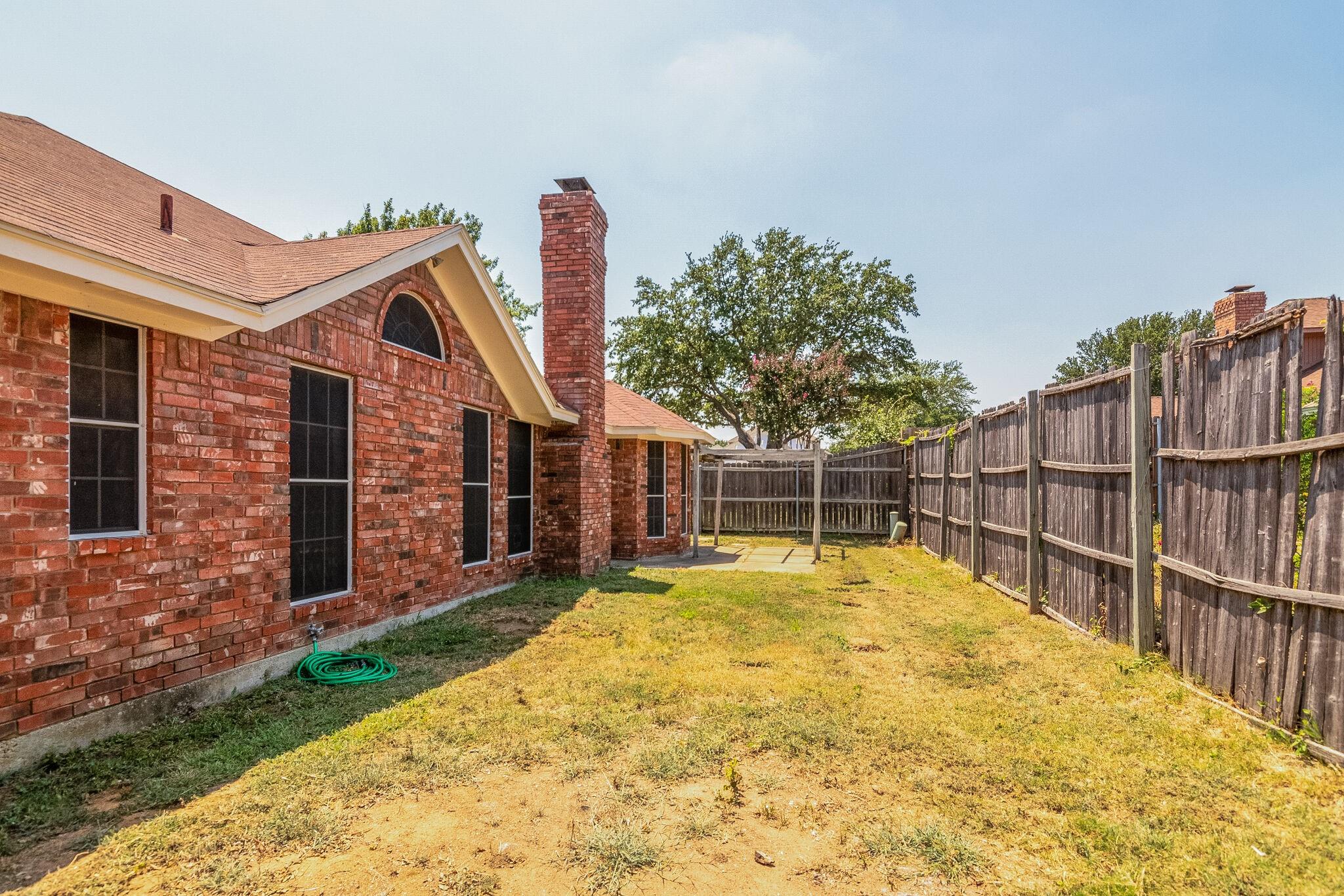 main property photo 30