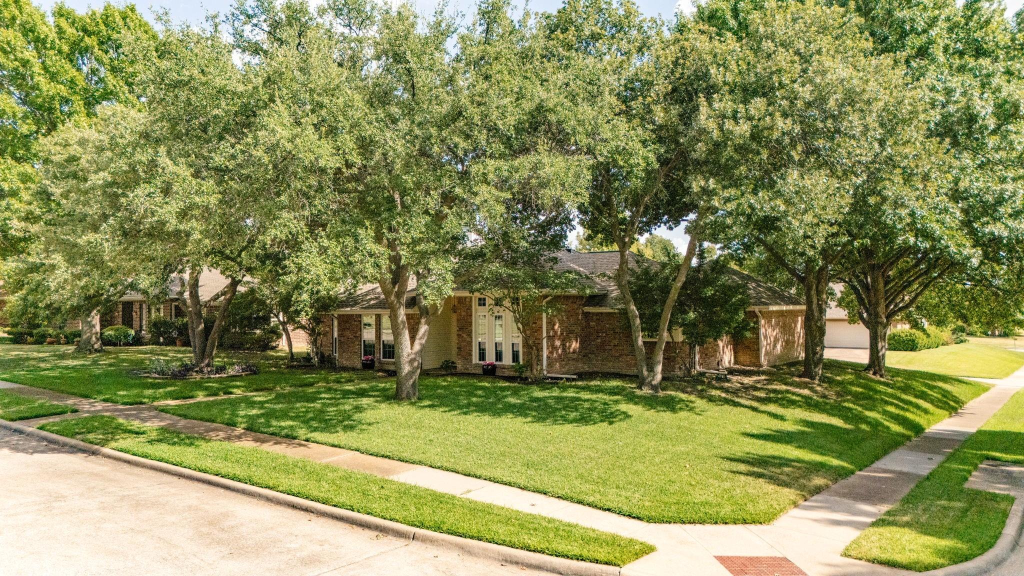 main property photo 34