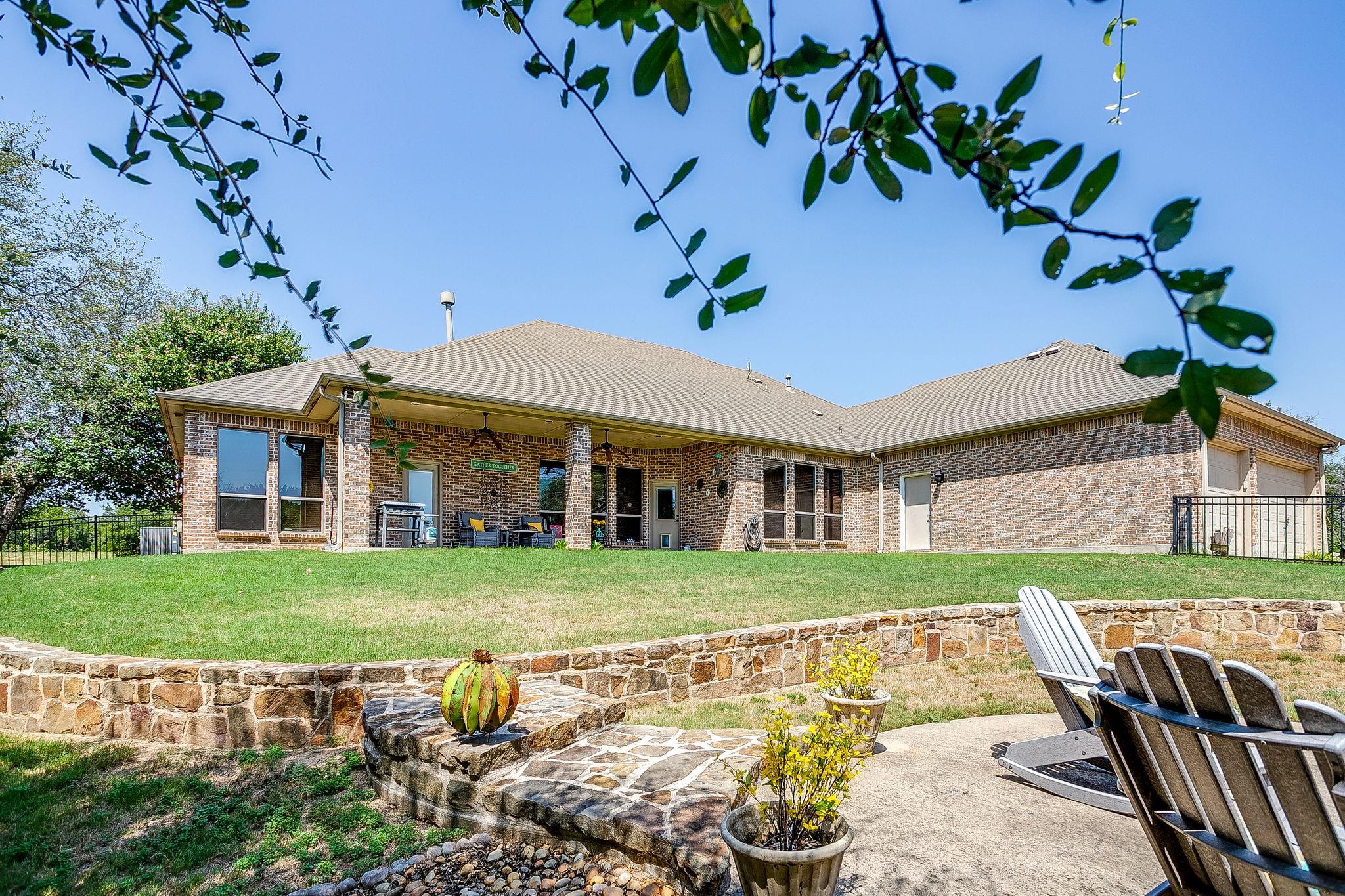 main property photo 37