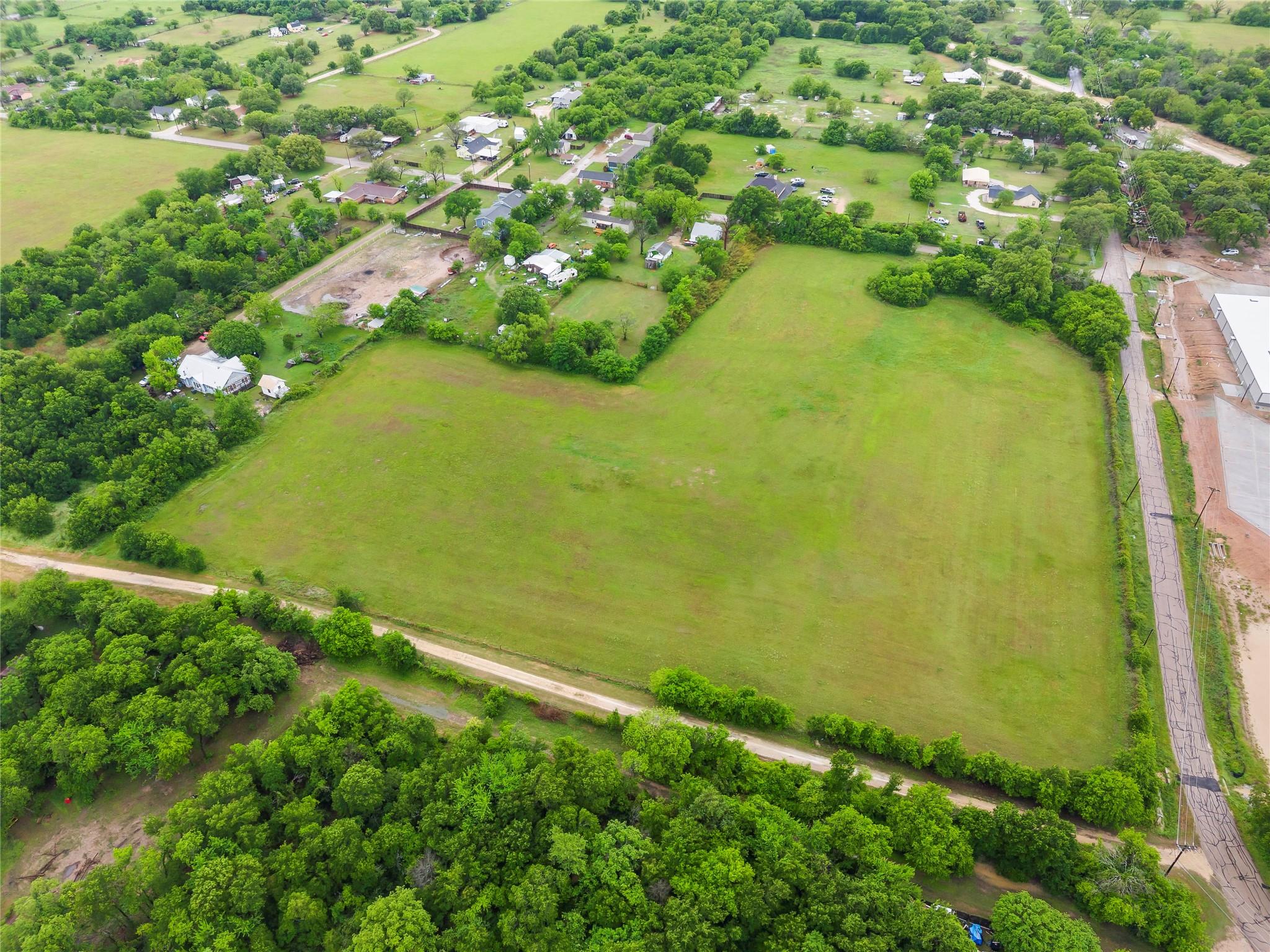 main property photo 10