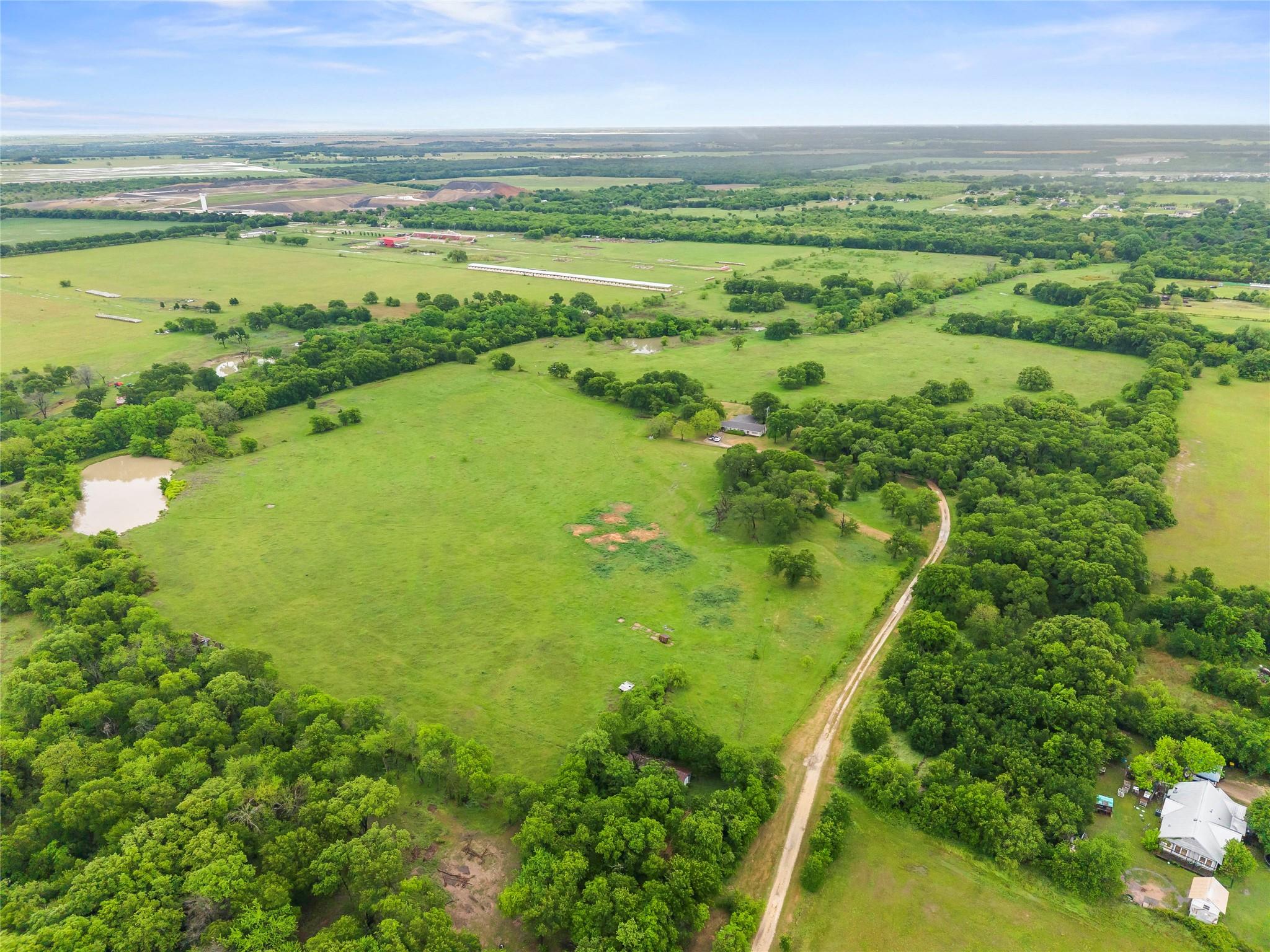 main property photo 8