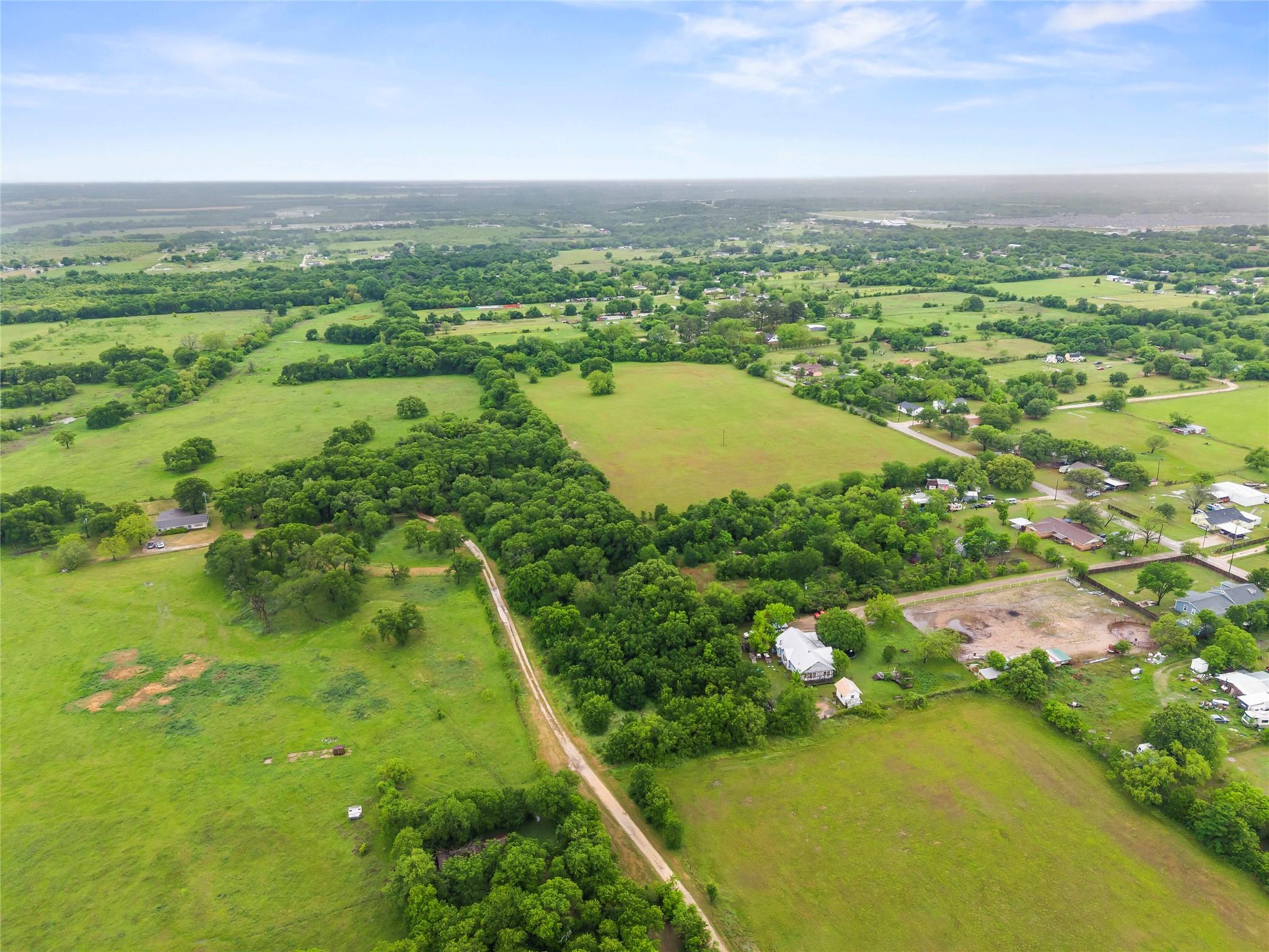 main property photo 9