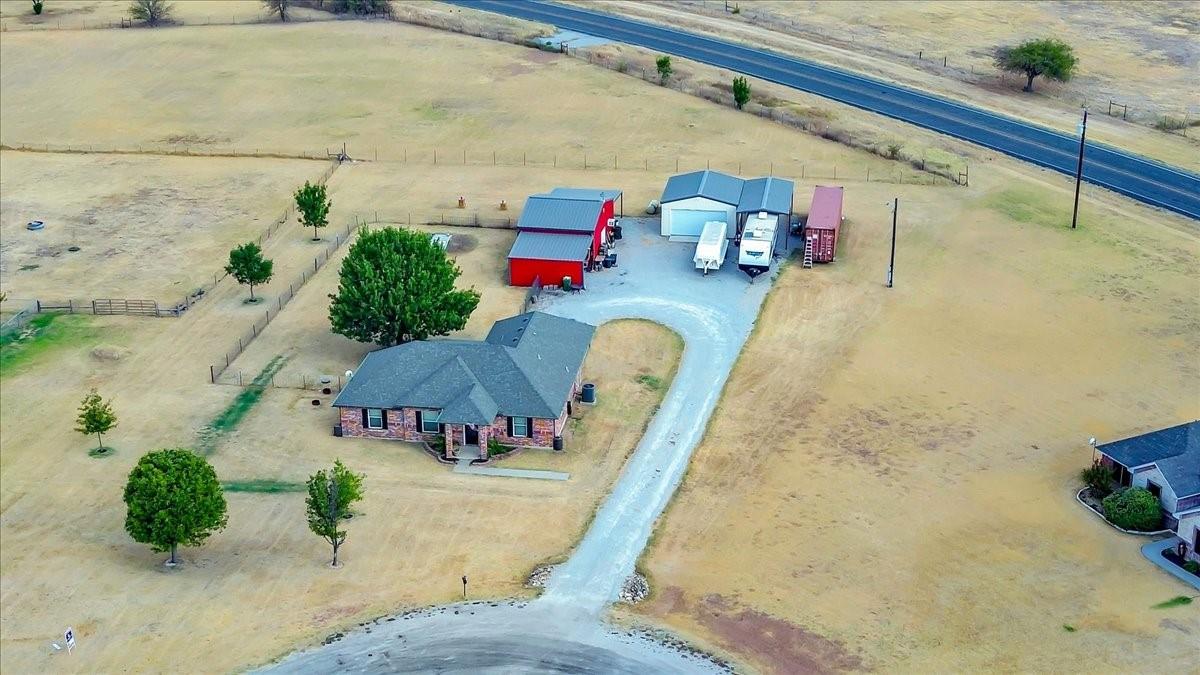 main property photo 38