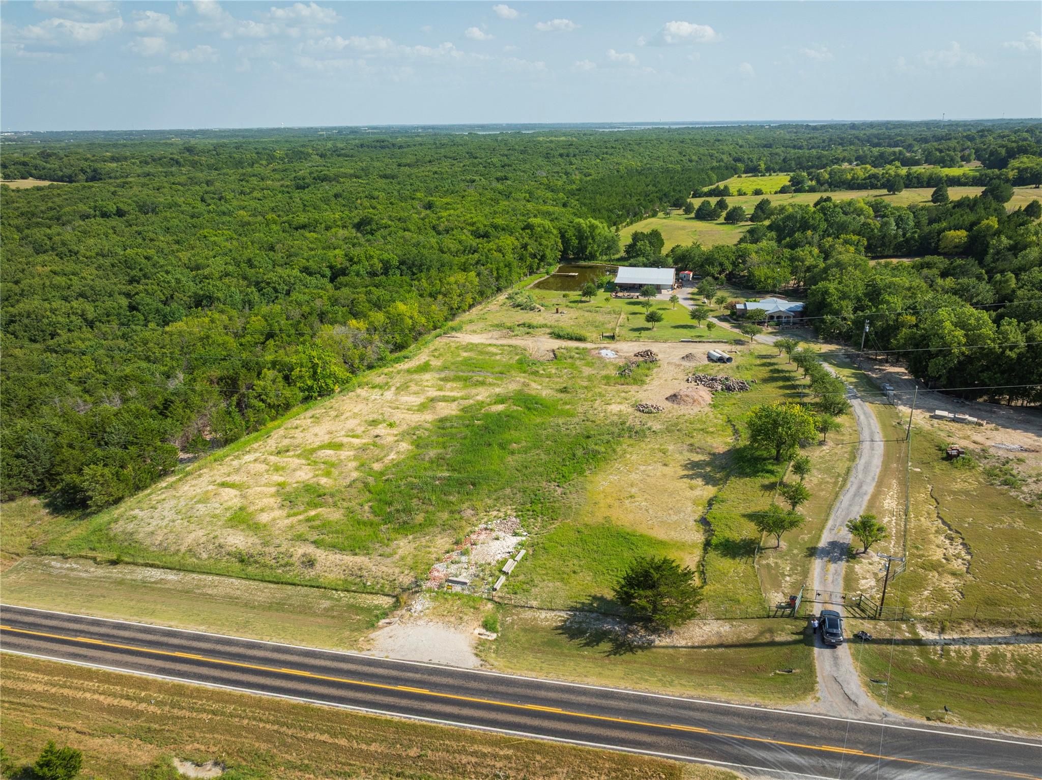 main property photo 5
