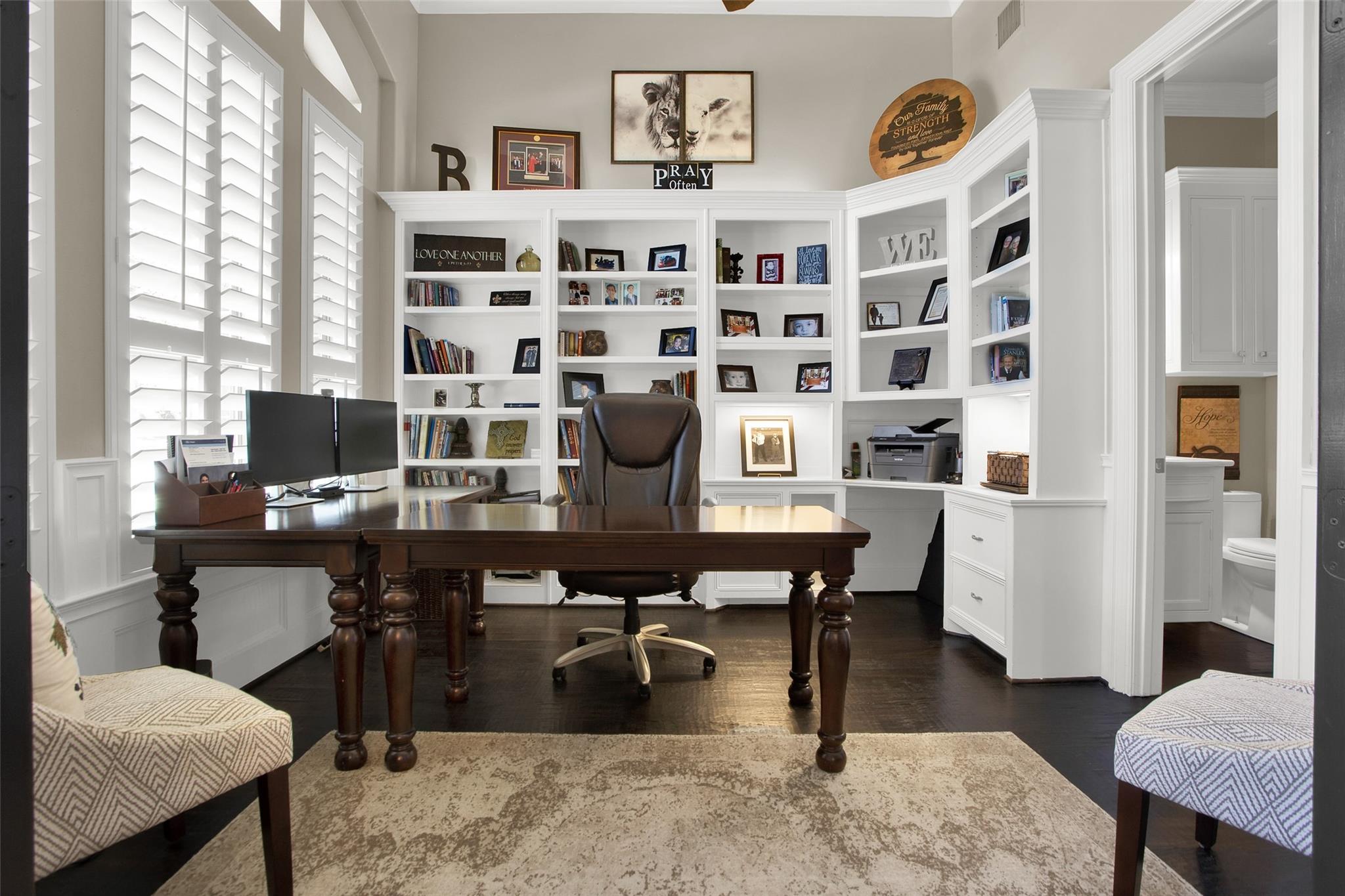 main property photo 8