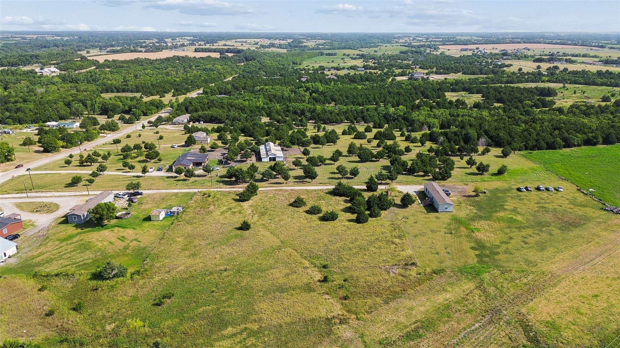 main property photo 12