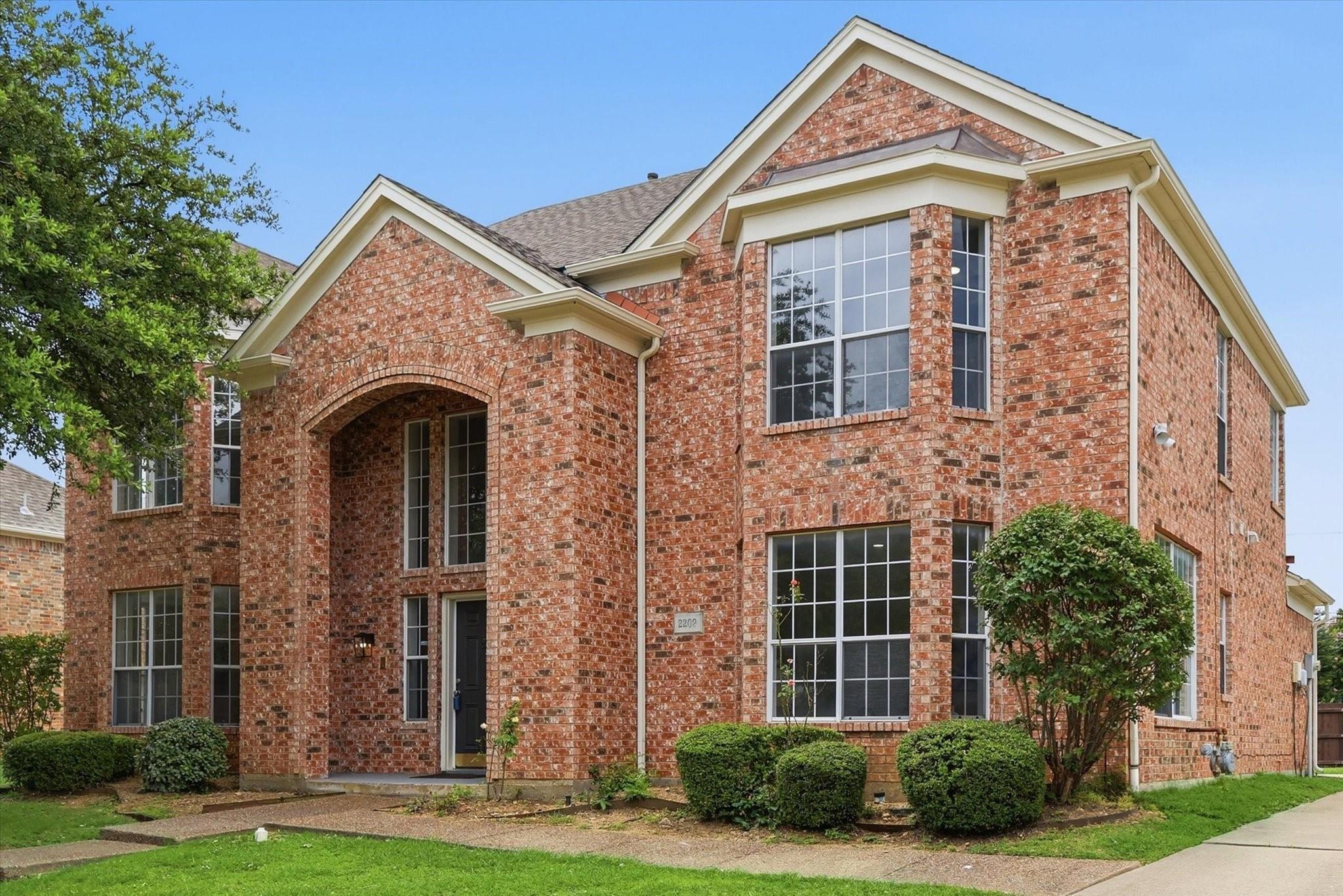 main property photo 2