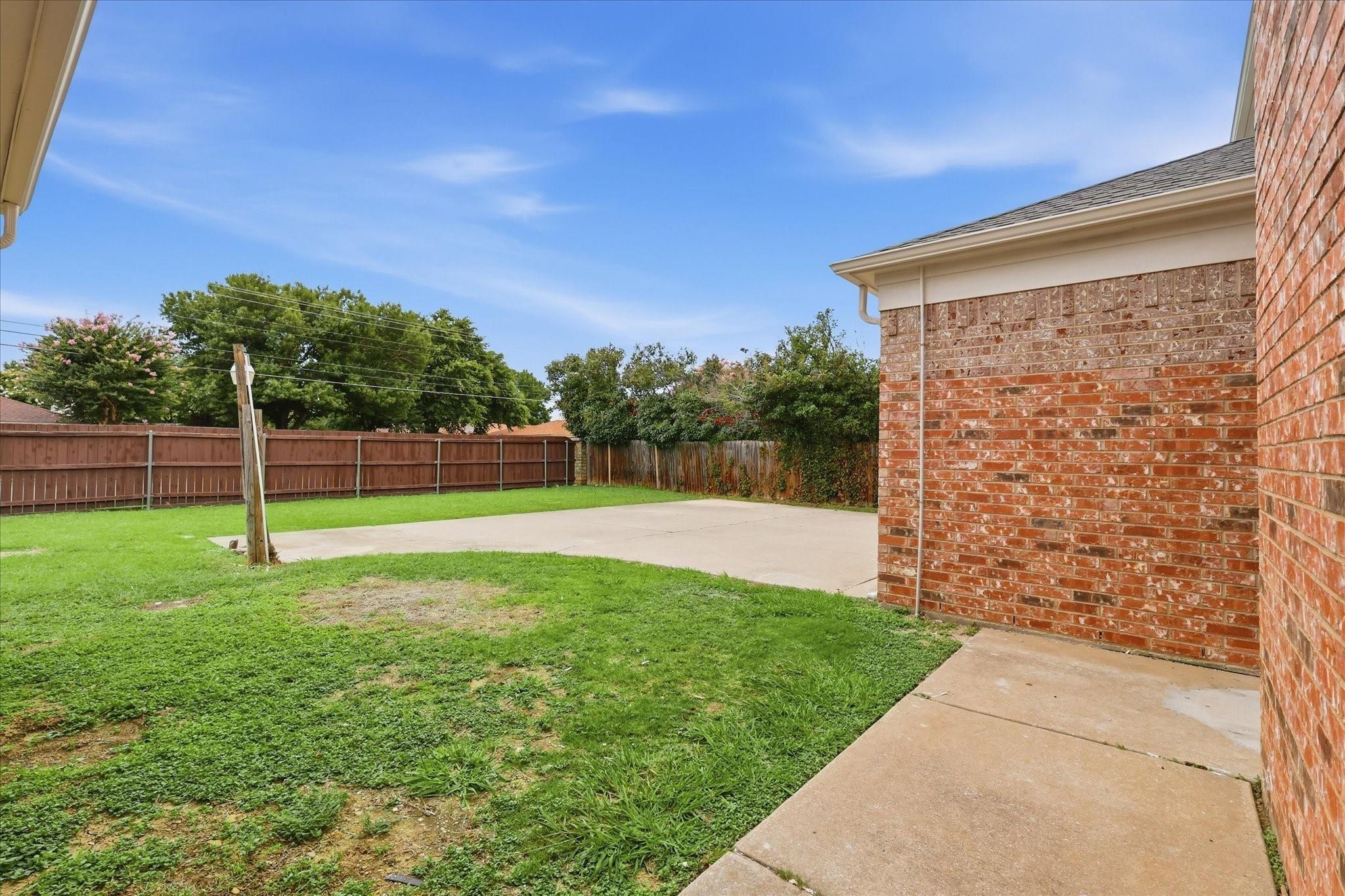 main property photo 33