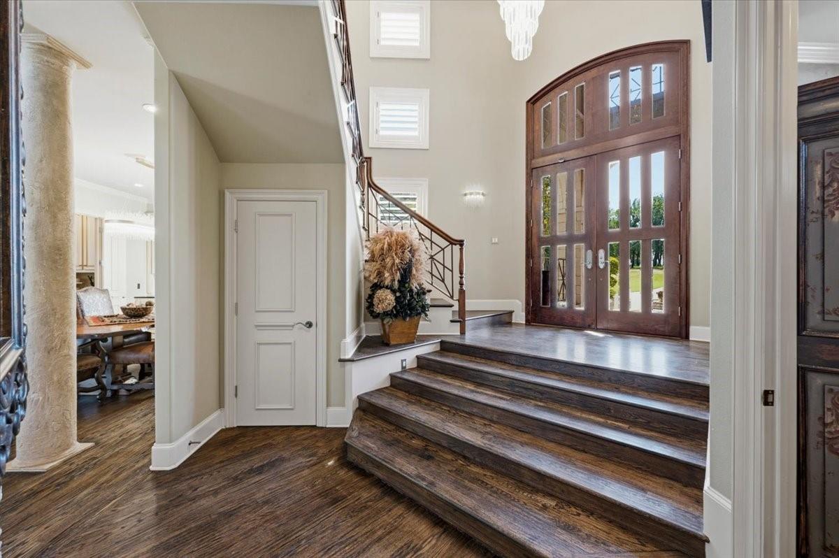 main property photo 11