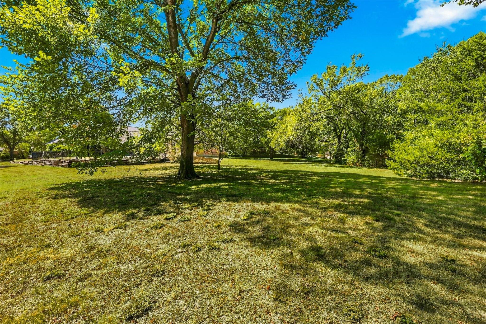 main property photo 27