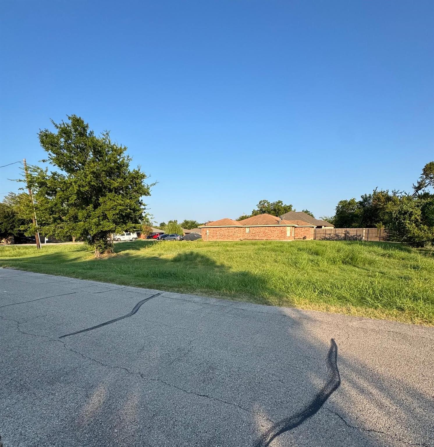main property photo 8