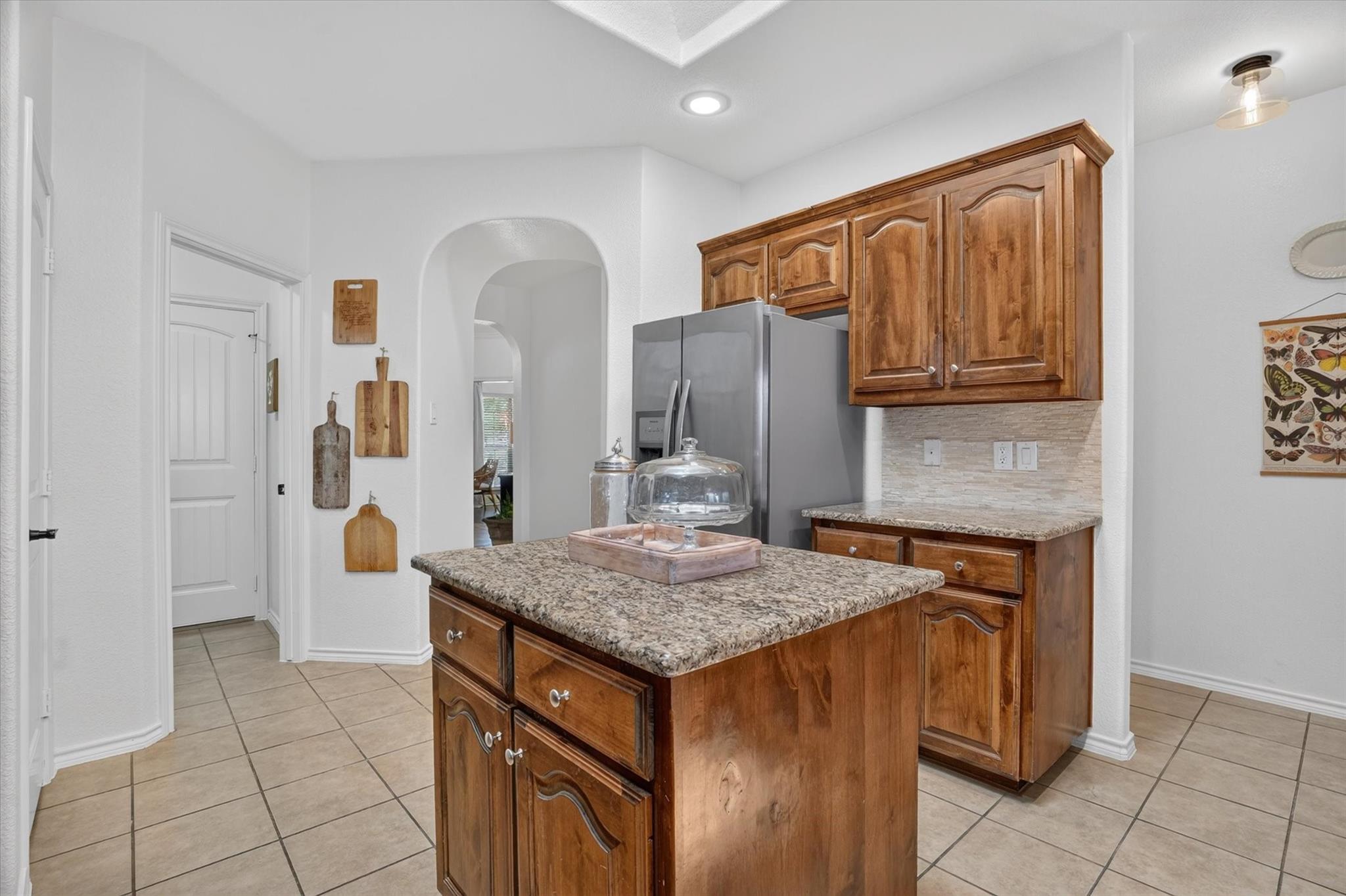 main property photo 11