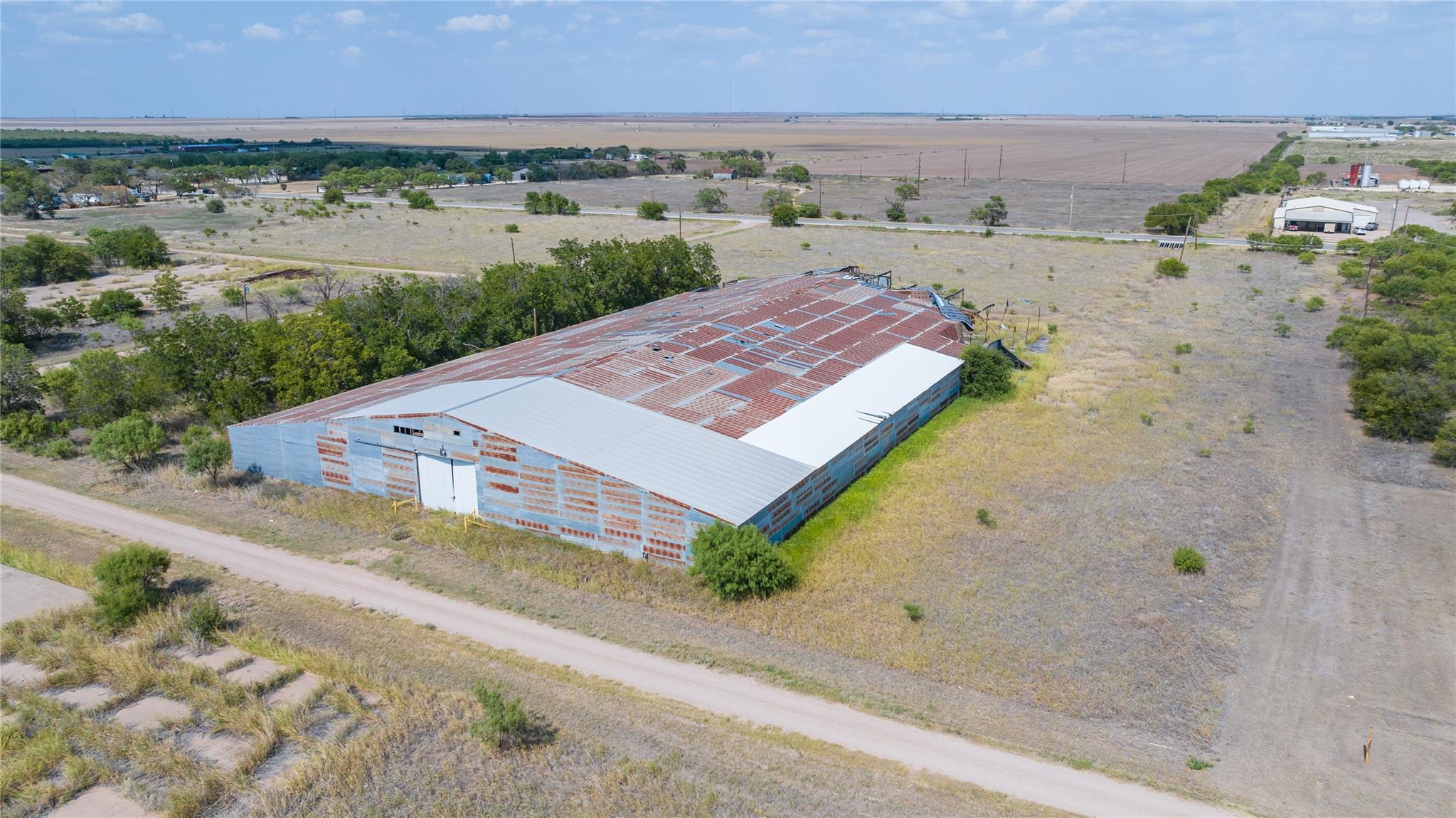 main property photo 8