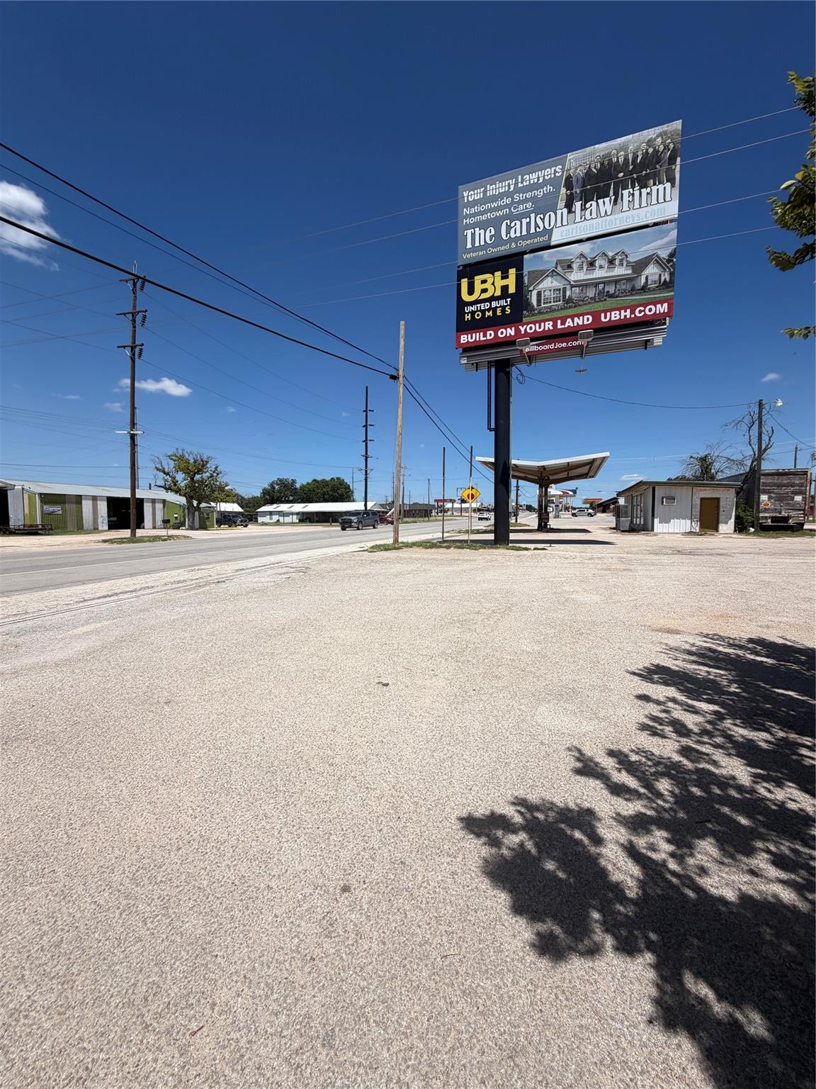 main property photo 5