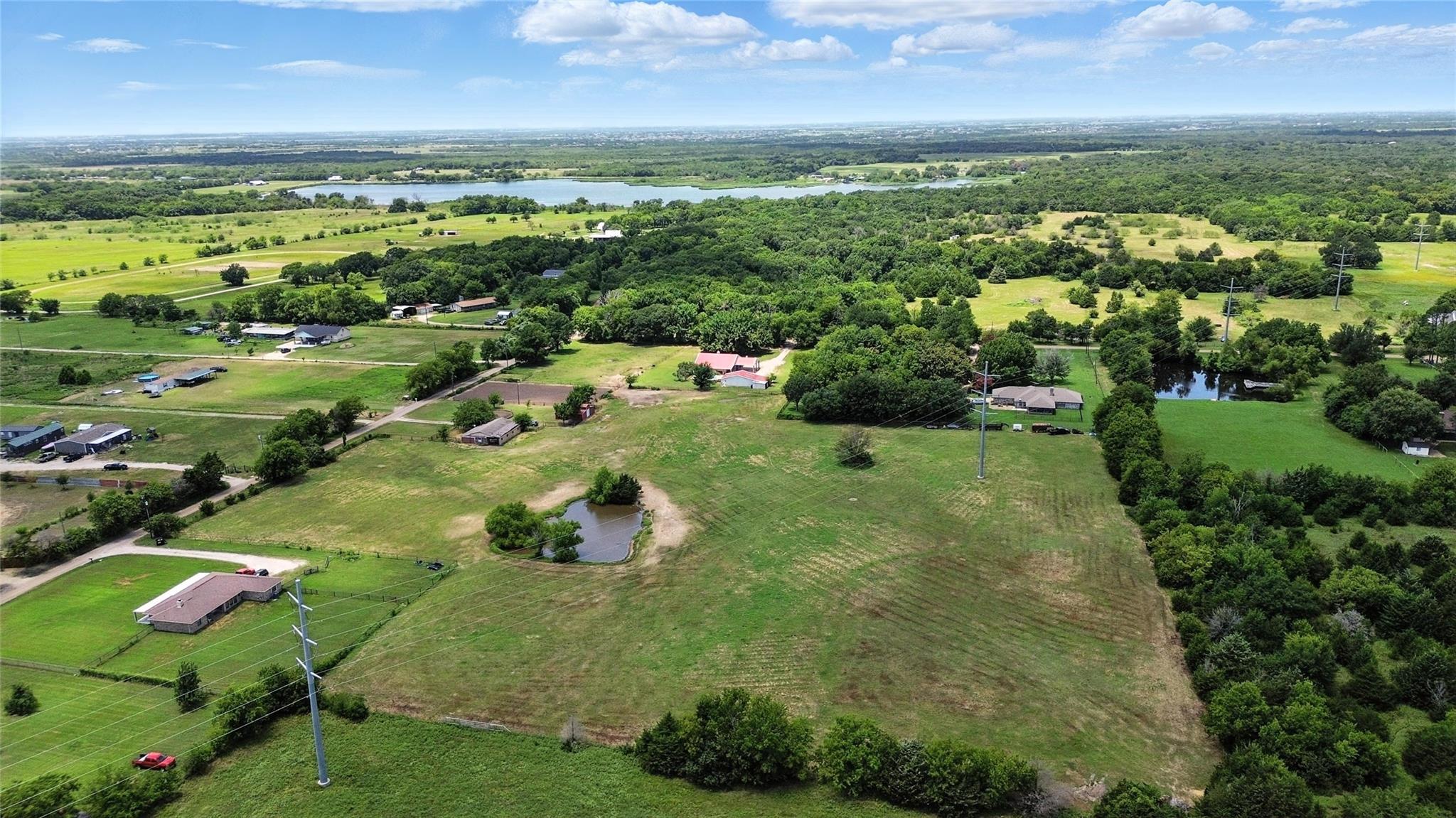 main property photo 17