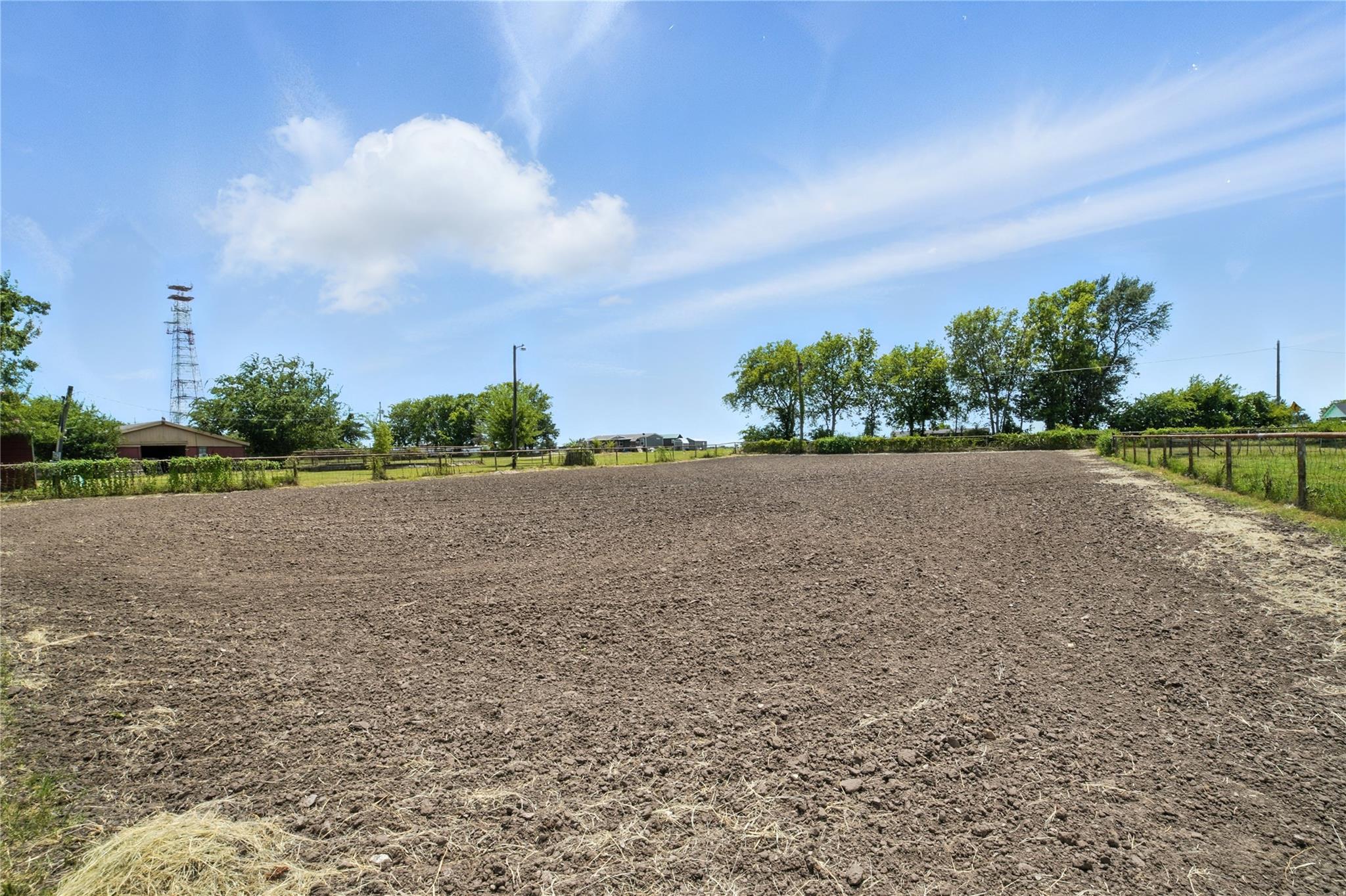 main property photo 7
