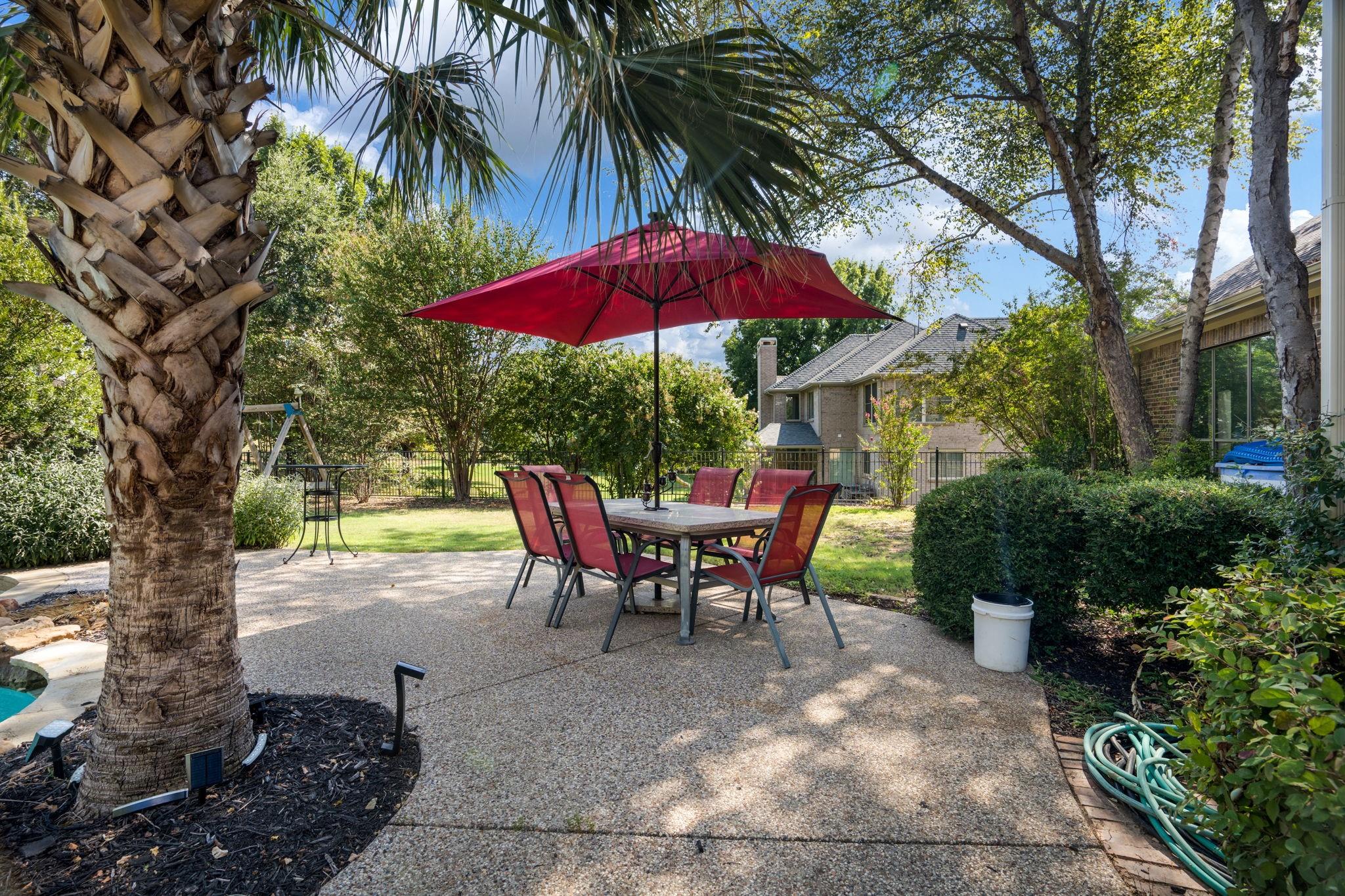 main property photo 32