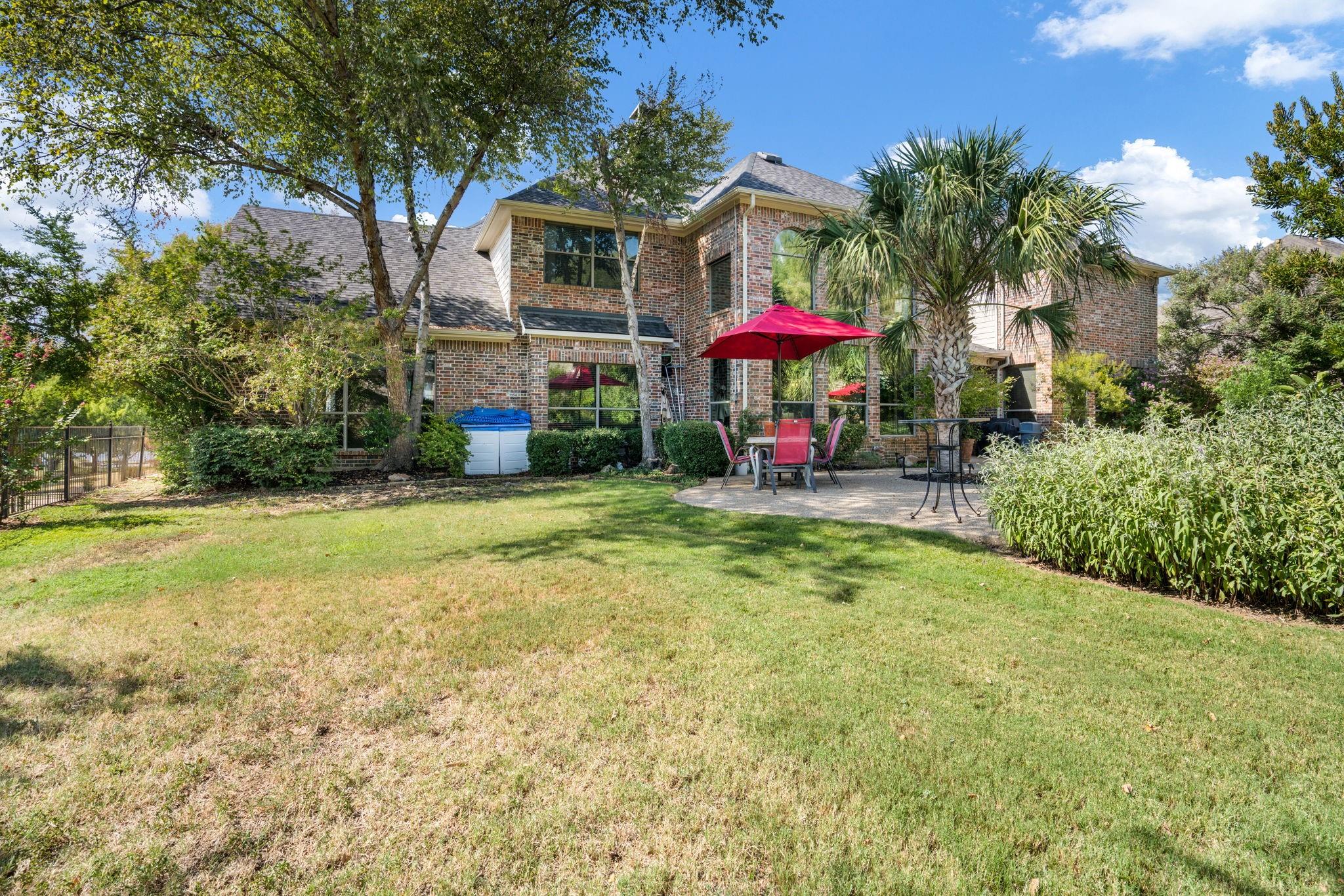 main property photo 34
