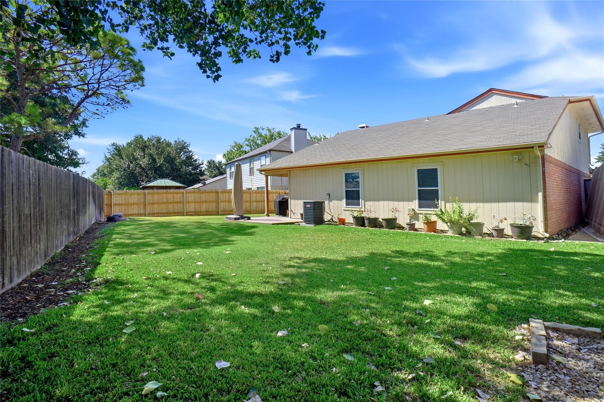 main property photo 24