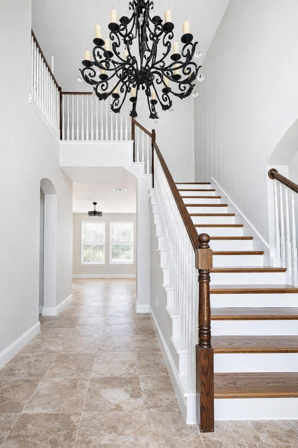 property viewer photo 1