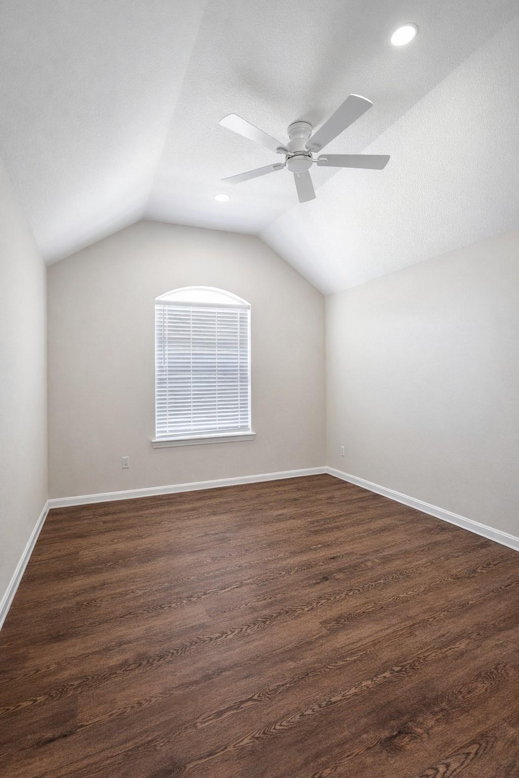 property viewer photo 21