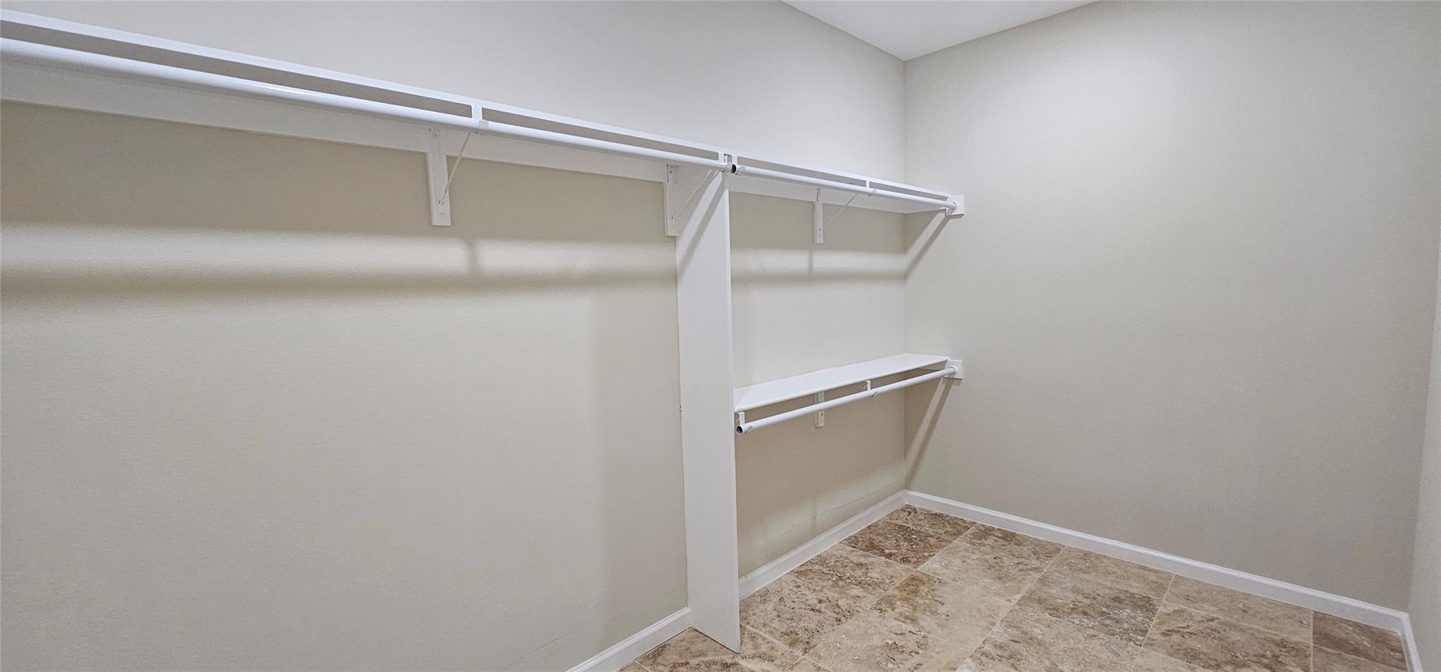 property viewer photo 32