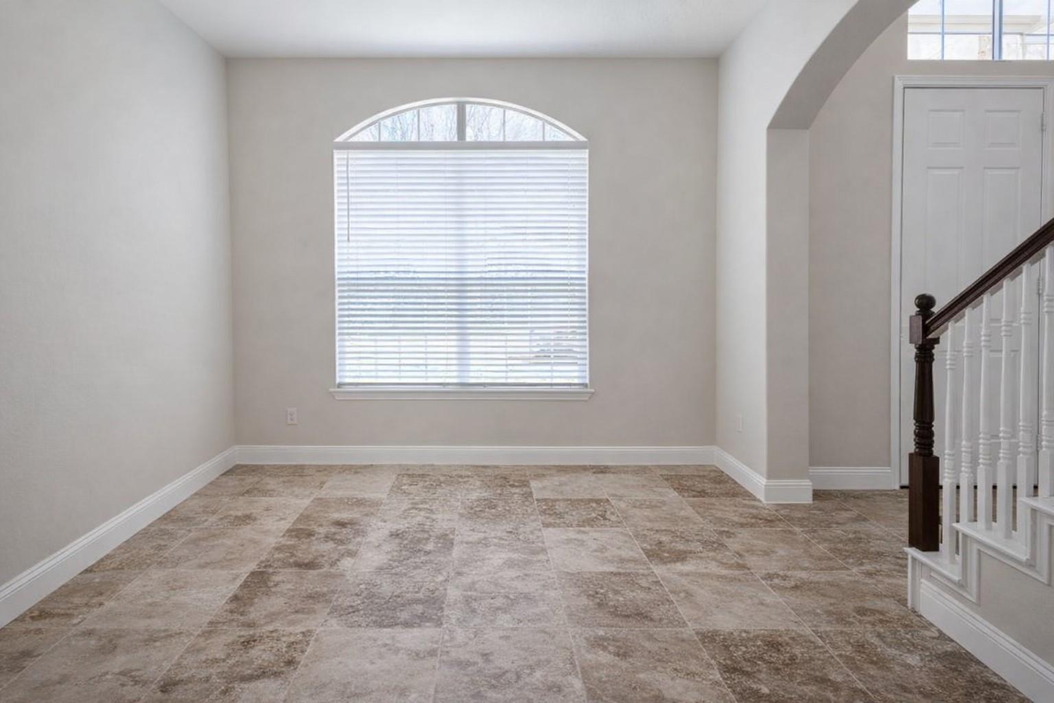 property viewer photo 5