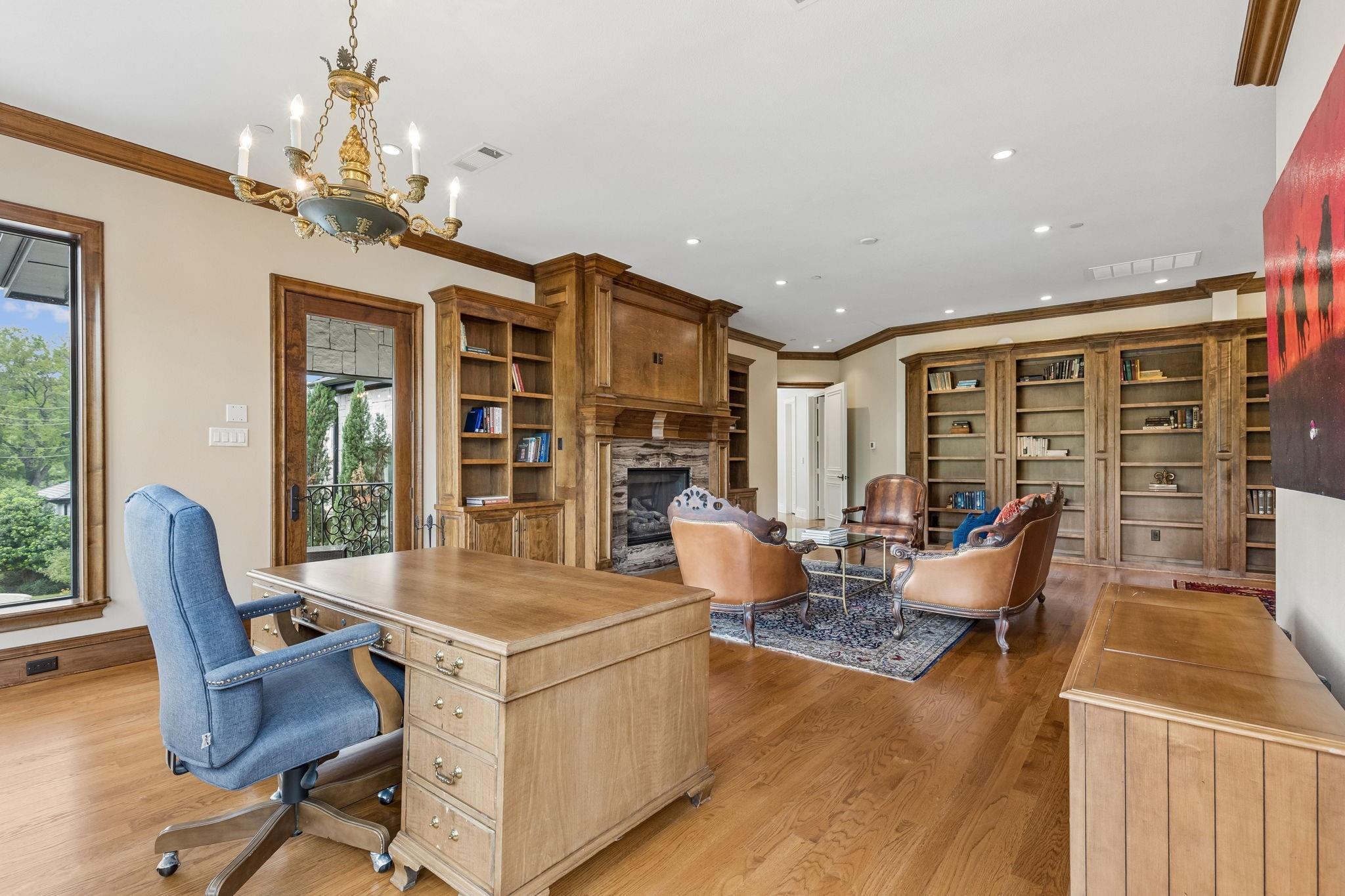 main property photo 19