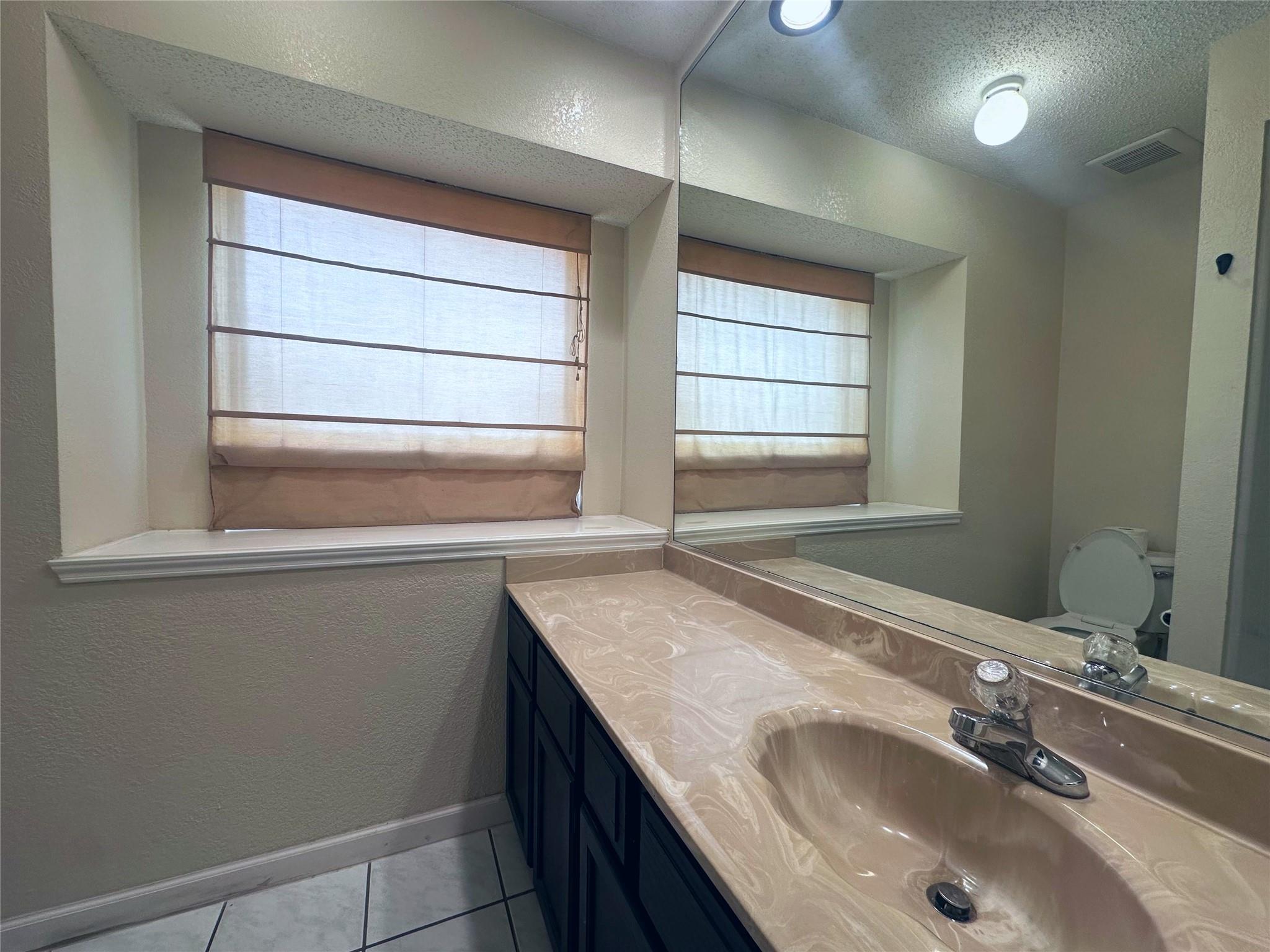 property viewer photo 19