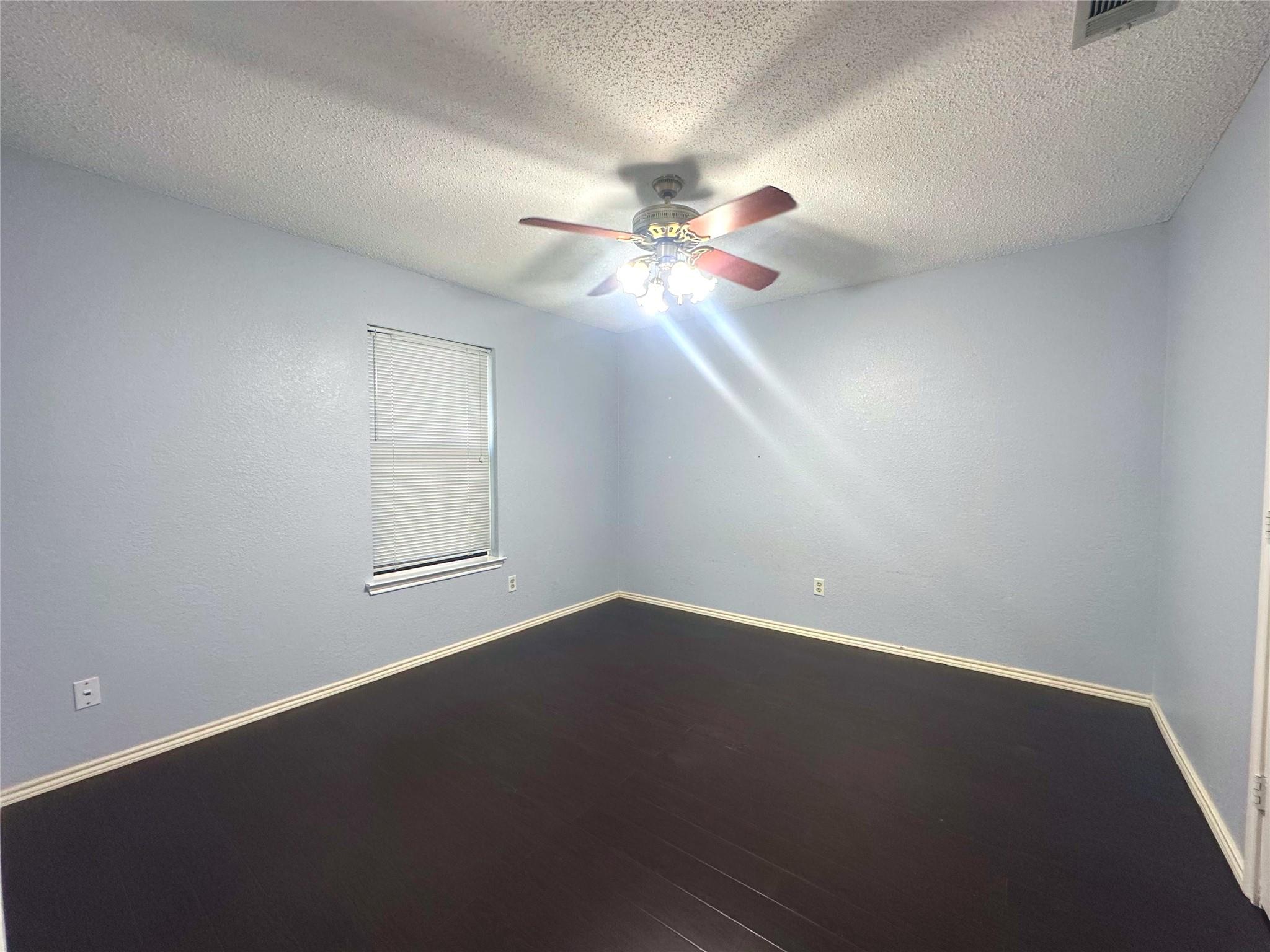property viewer photo 20