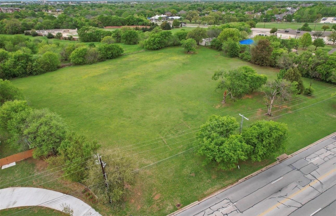 main property photo 12