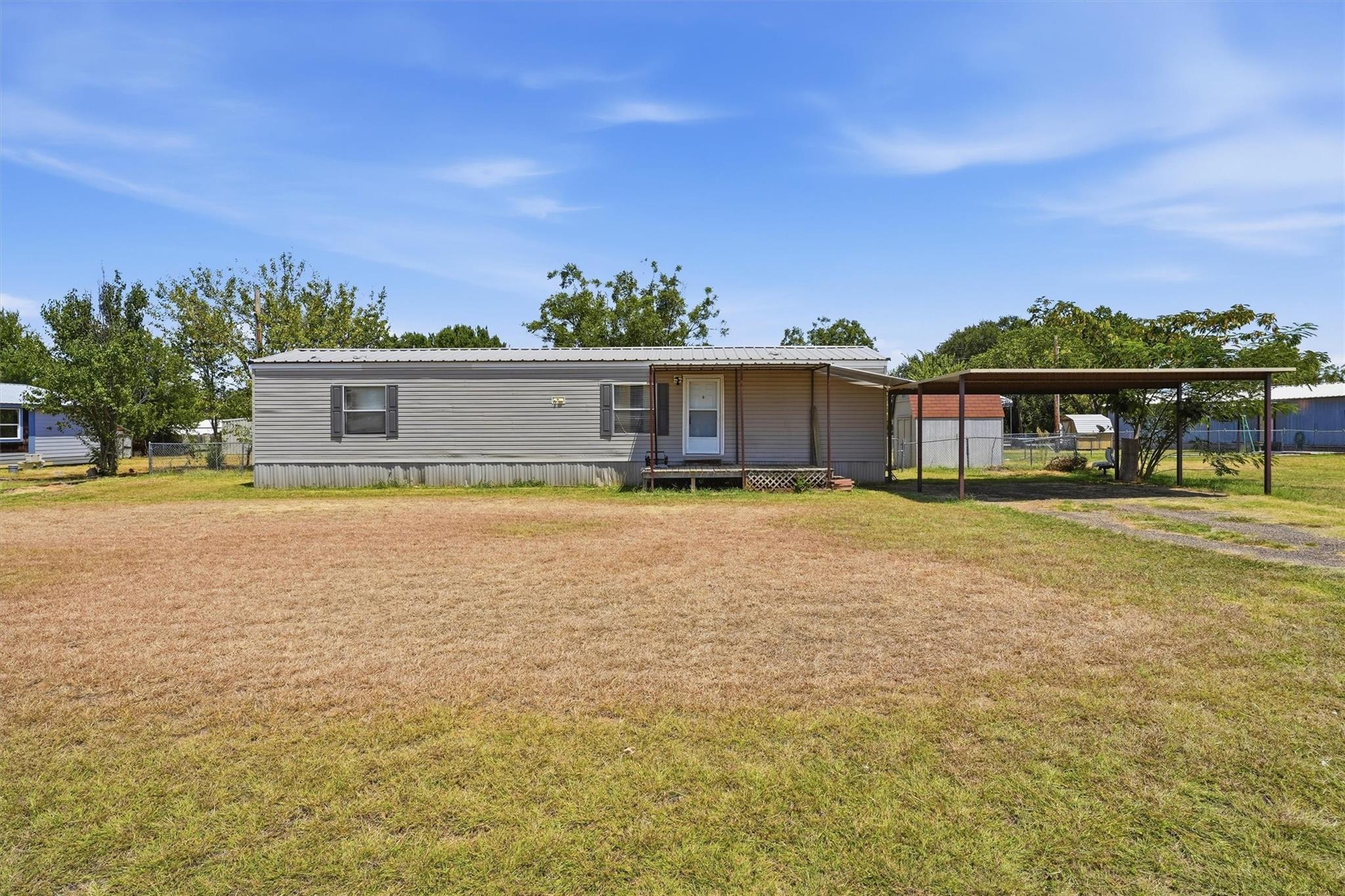 main property photo 34